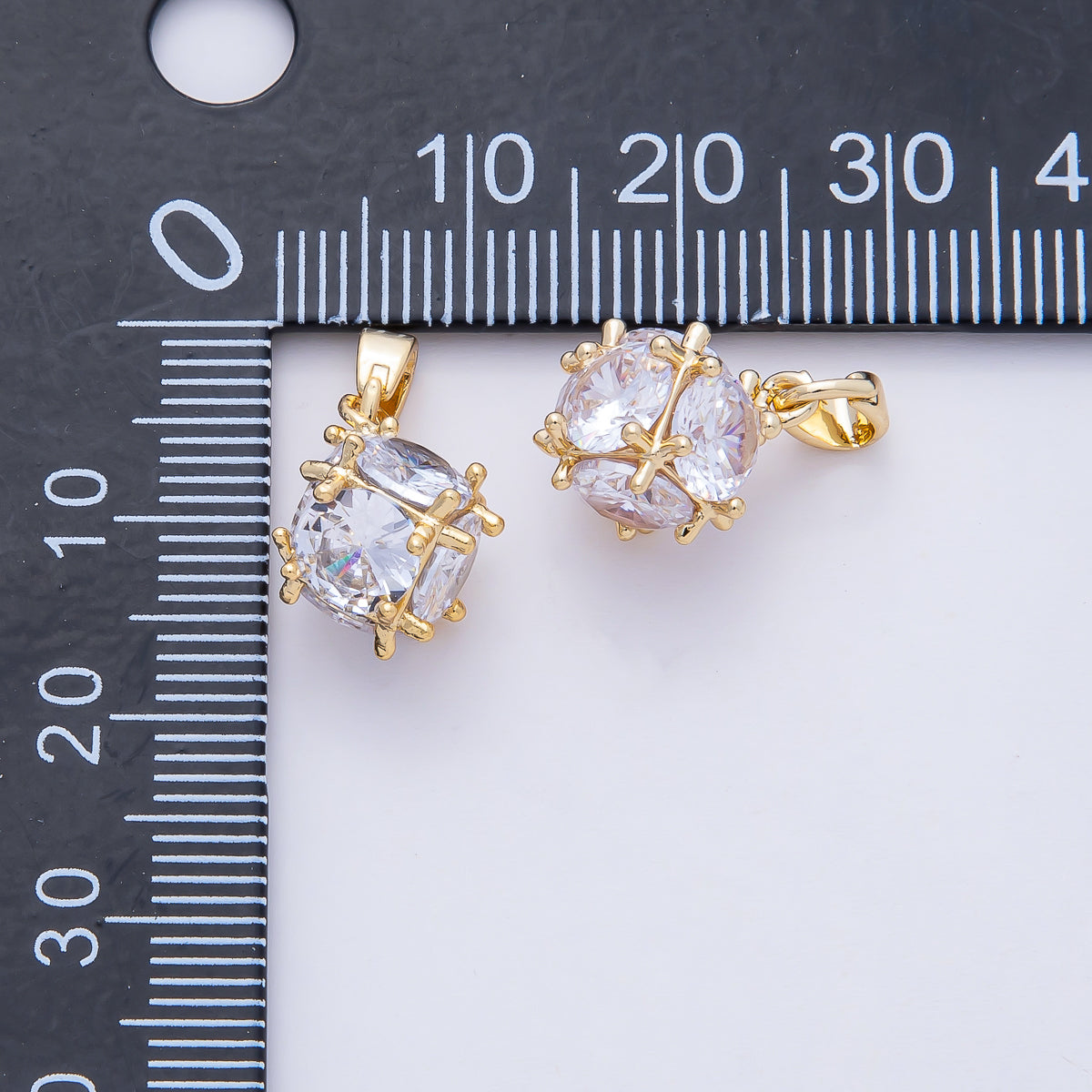 18K Gold Filled 14mm Clear CZ Cube Box Geometric Pendant Charm | AF1177