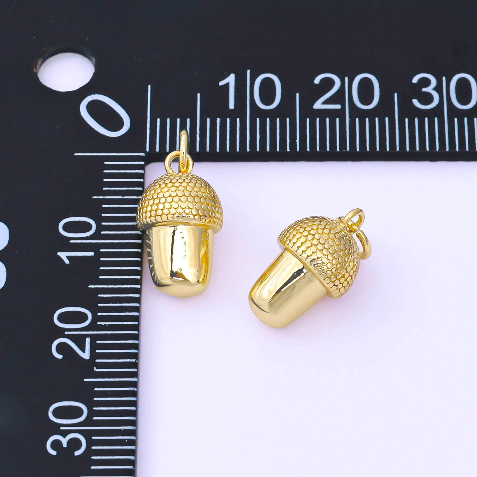 24K Gold Filled 14.3mm Acorn Nut Textured Multidimensional 3D Charm | AF1290
