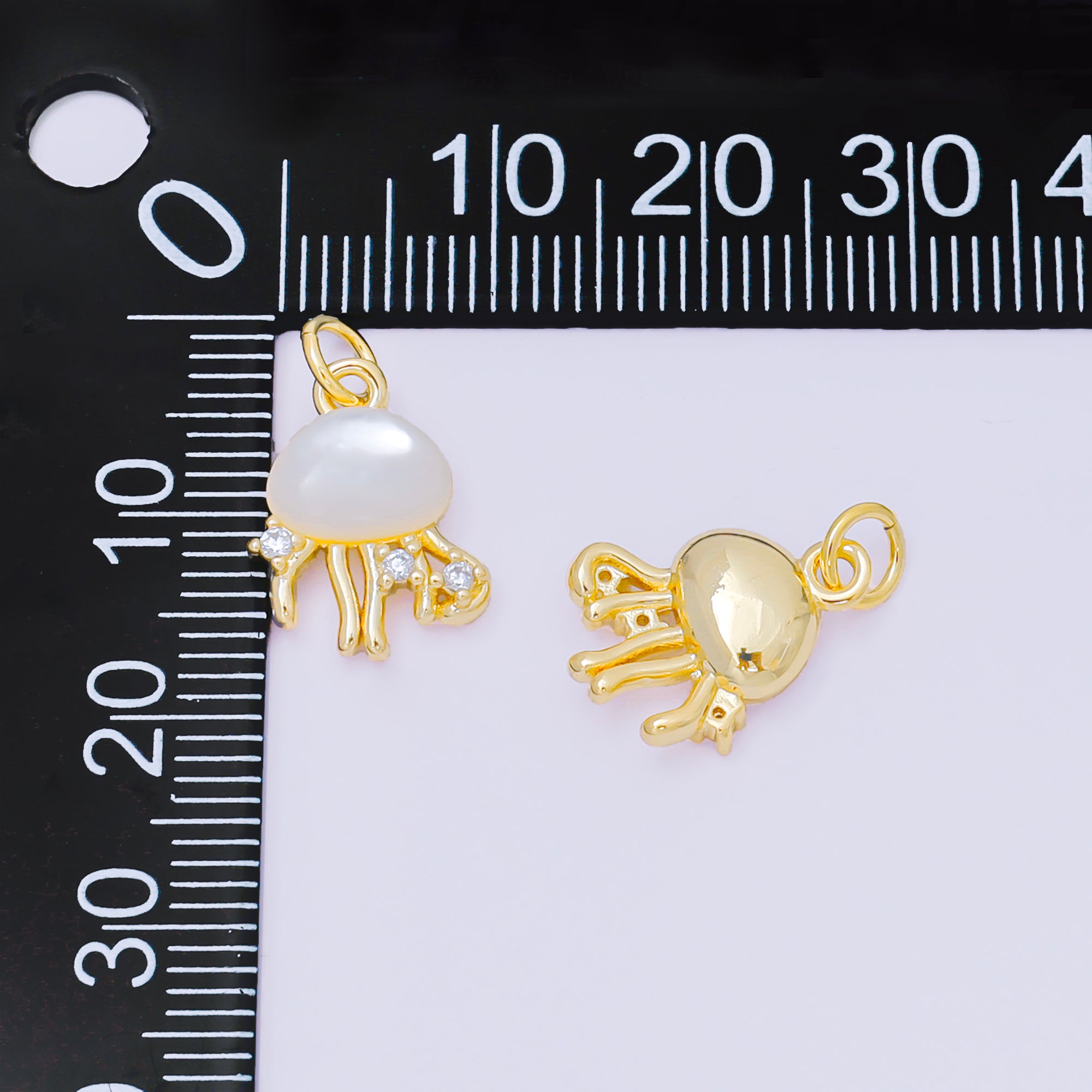 24K Gold Filled 15mm Round CZ Sea Creature Jellyfish Shell Pearl Charm | AC1590