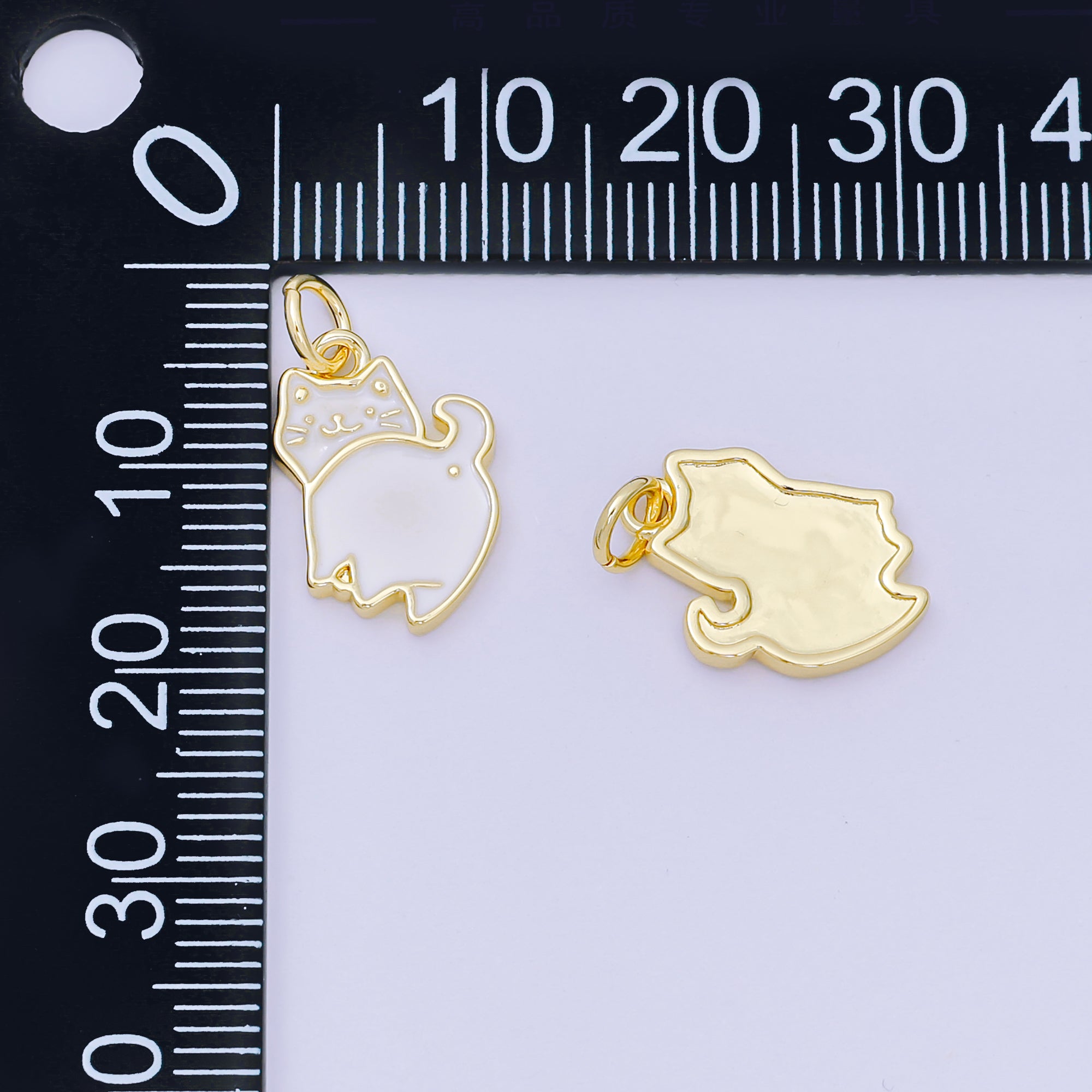 24K Gold Filled 15mm White Enamel Art Cat's Butt Animal Charm | AH-673