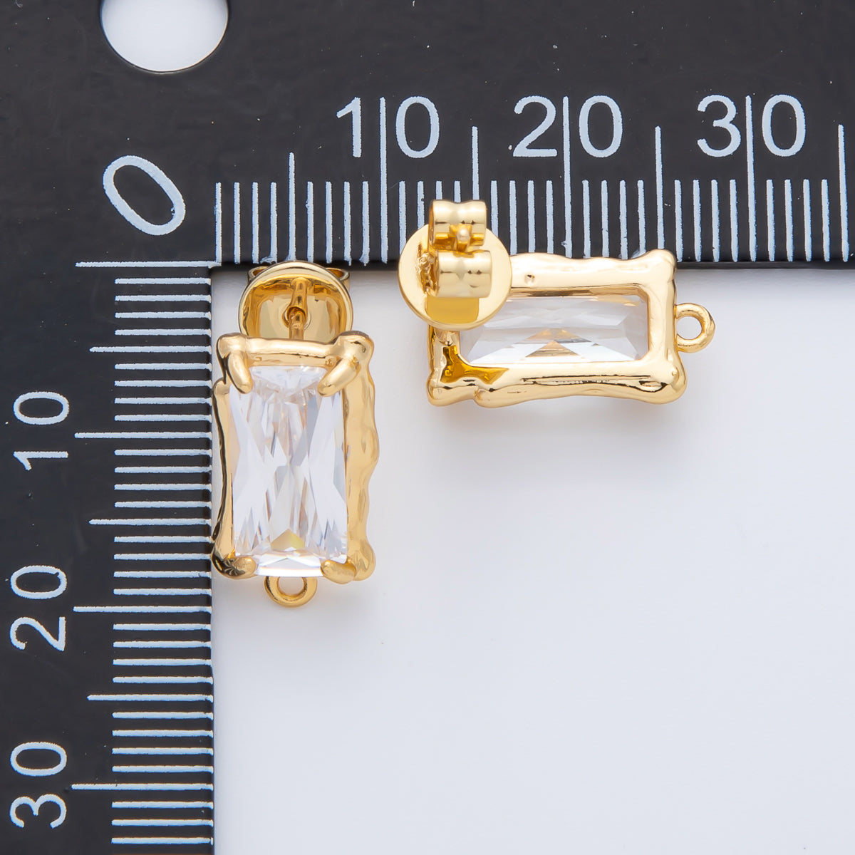 18K Gold Filled Clear Baguette CZ Molten Drop Stud Earrings | Z1447