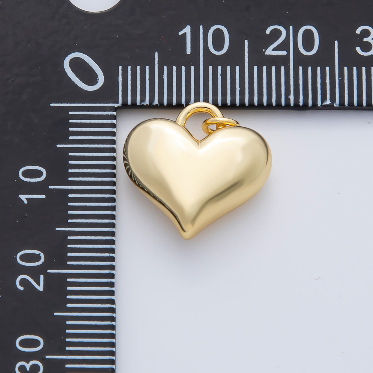 18K Gold Filled 16mm Minimalist Chubby Heart Charm | AF1416