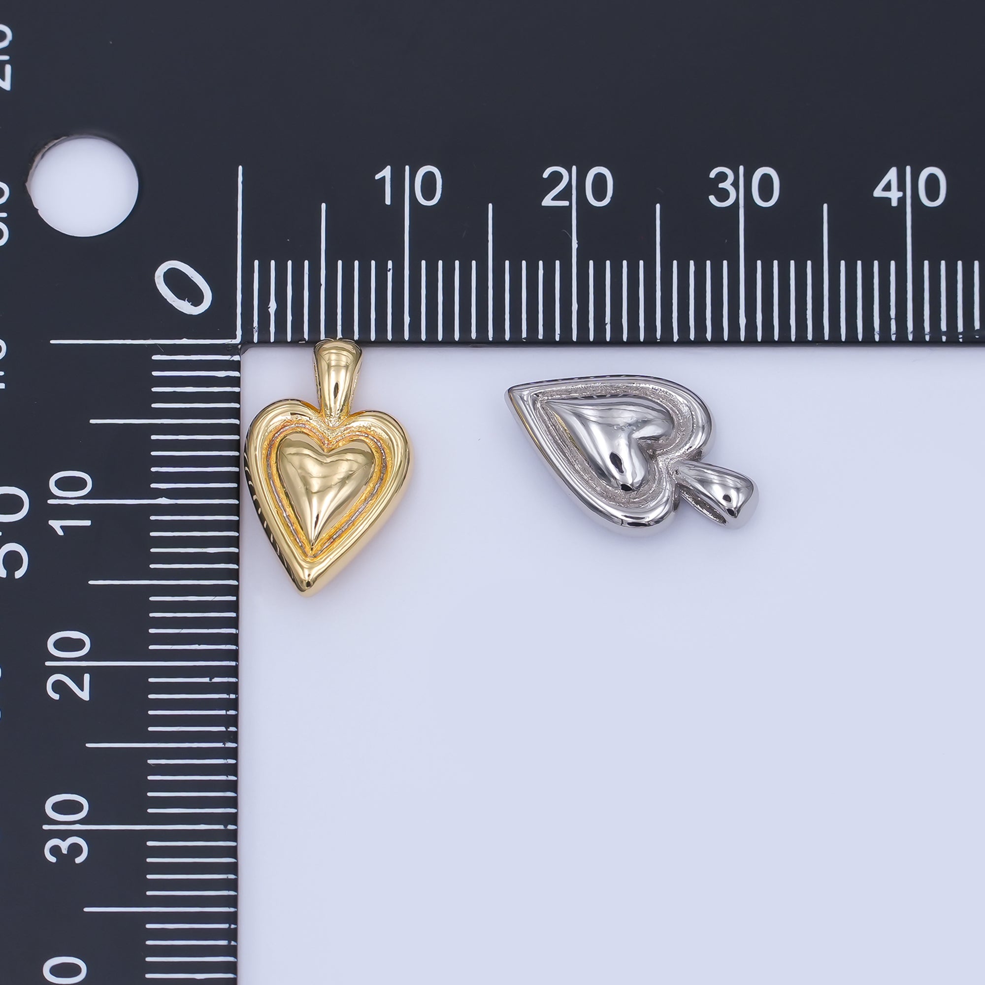 24K Gold Filled 16.5mm Chubby Heart Pendant in Gold & Silver | AH458