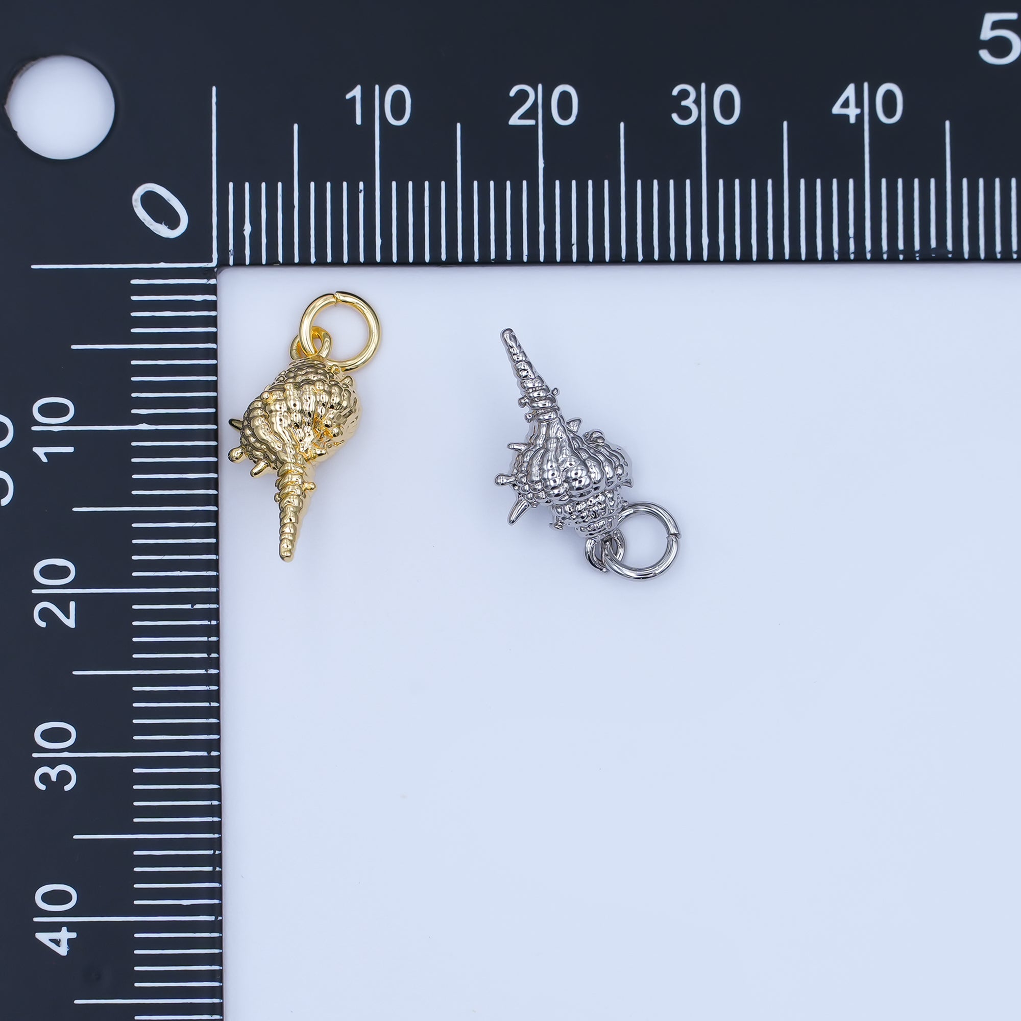 24K Gold Filled 16.5mm Conch Sea Shell Charm in Gold & Silver | AF477