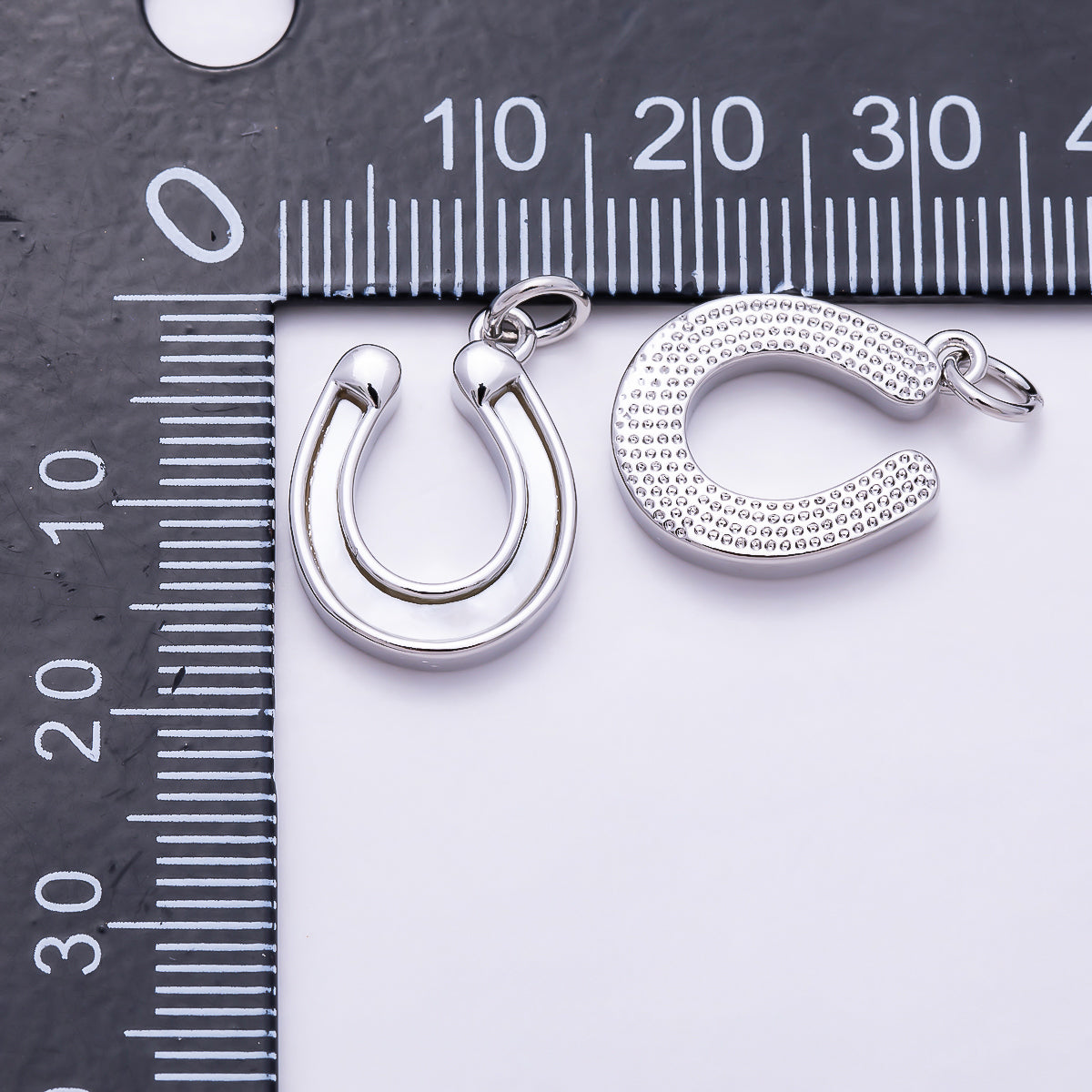 Silver Shell Pearl Lucky Horseshoe Charm | Charms-01681