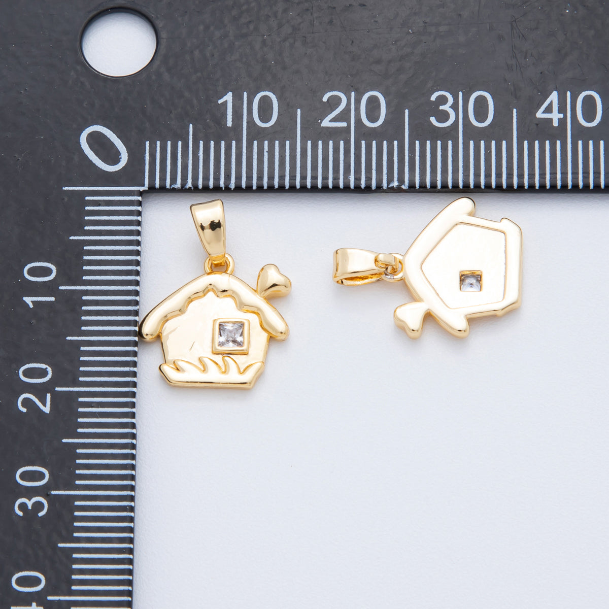 16K Gold Filled 17.5mm Clear CZ Square House Home Pendant | AH808