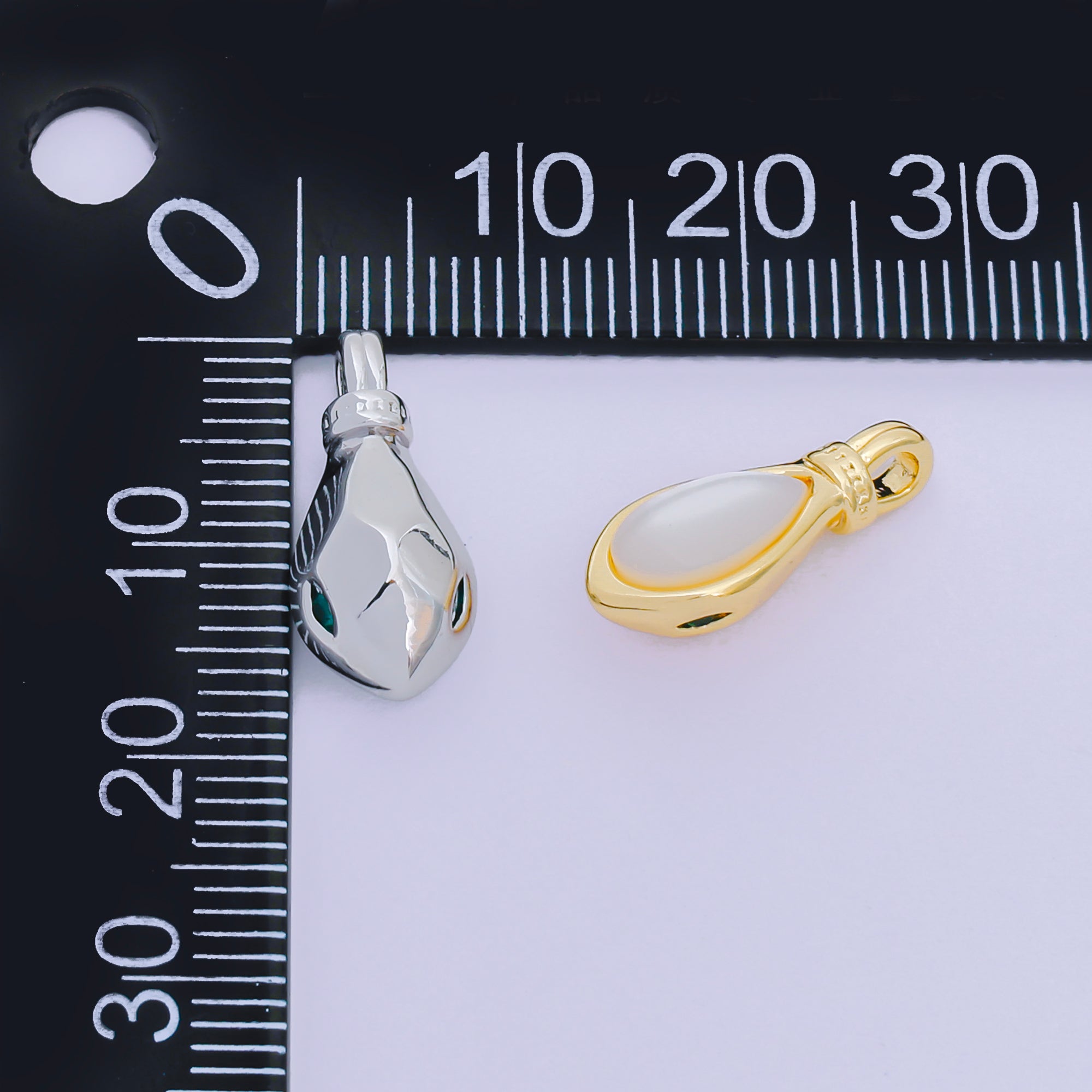 24K Gold Filled 17.5mm Green CZ Head of the Turtle Sea Animal in Gold & Silver | AA-1585
