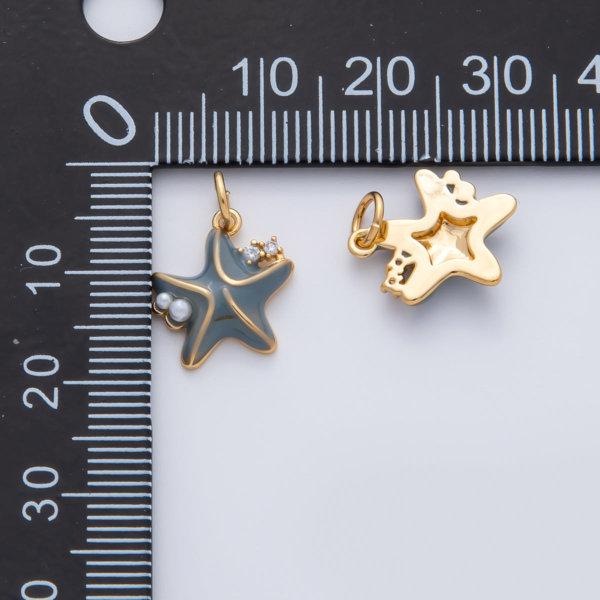 18K Gold Filled 18mm Shell Pearl CZ Grey Starfish Charm | AF1428