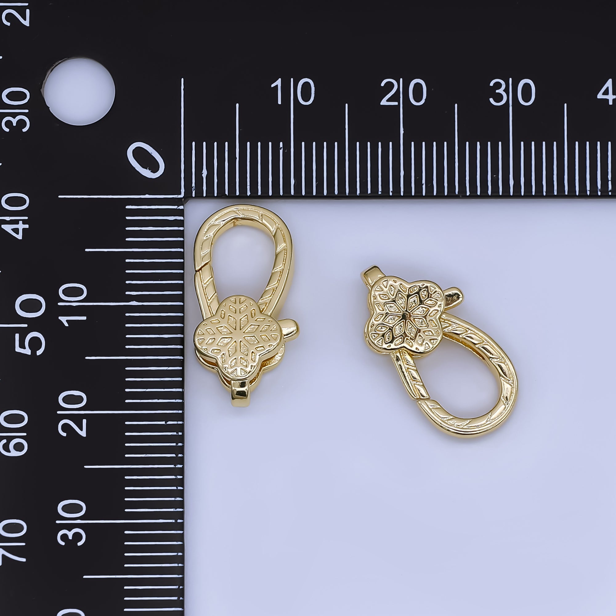 24K Gold Filled 18.6mm Design Textured Snowflake Lobster Clasp Charm Finding | Z1354