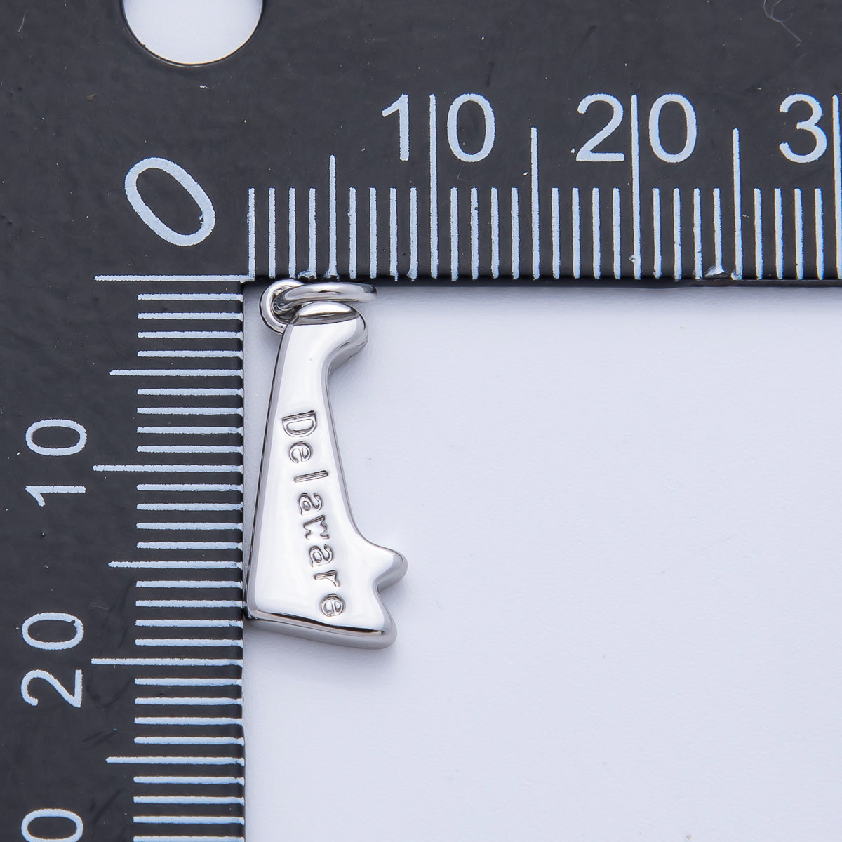 18K Gold Filled United States of America State Map Charm in Gold & Silver | AK064 - AK113