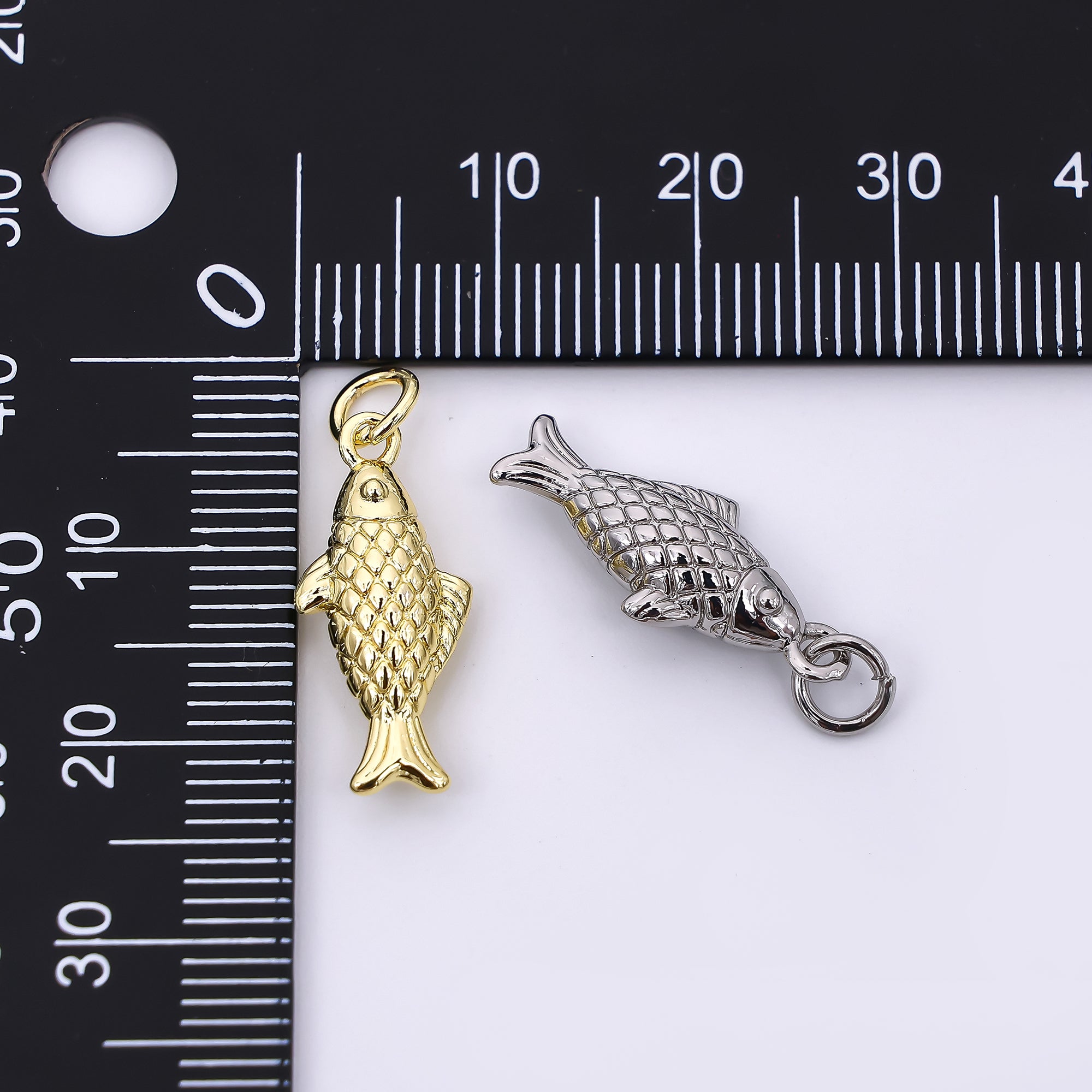 24K Gold Filled 20mm Ocean Fish Animal Charm in Gold & Silver | AH-583