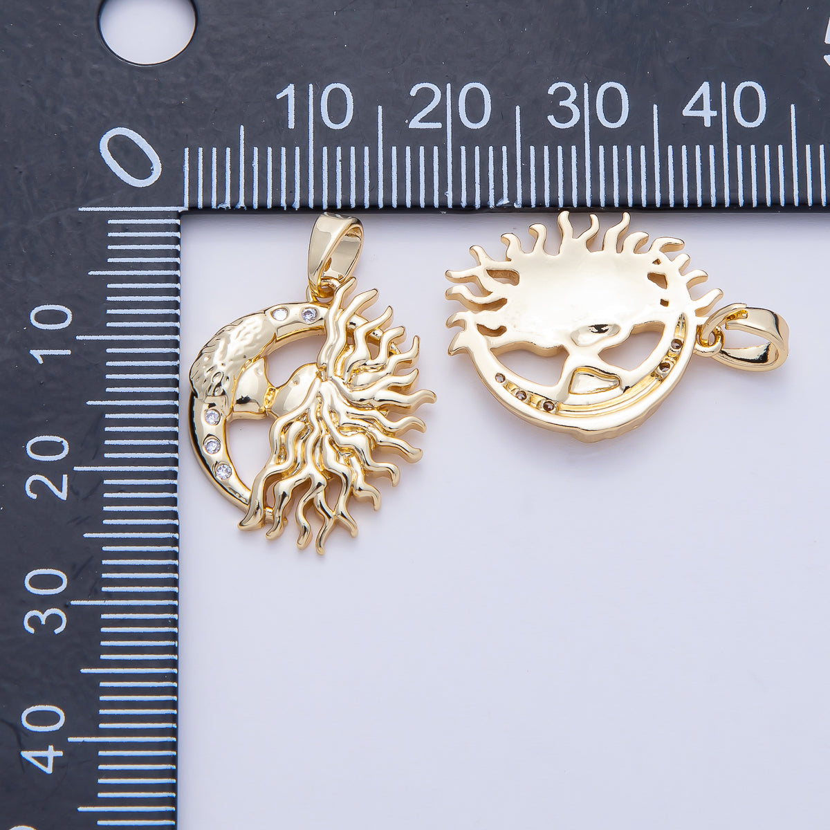 18K Gold Filled 20mm Celestial Crescent Moon Sun Rays Pendant Charm | AF1181