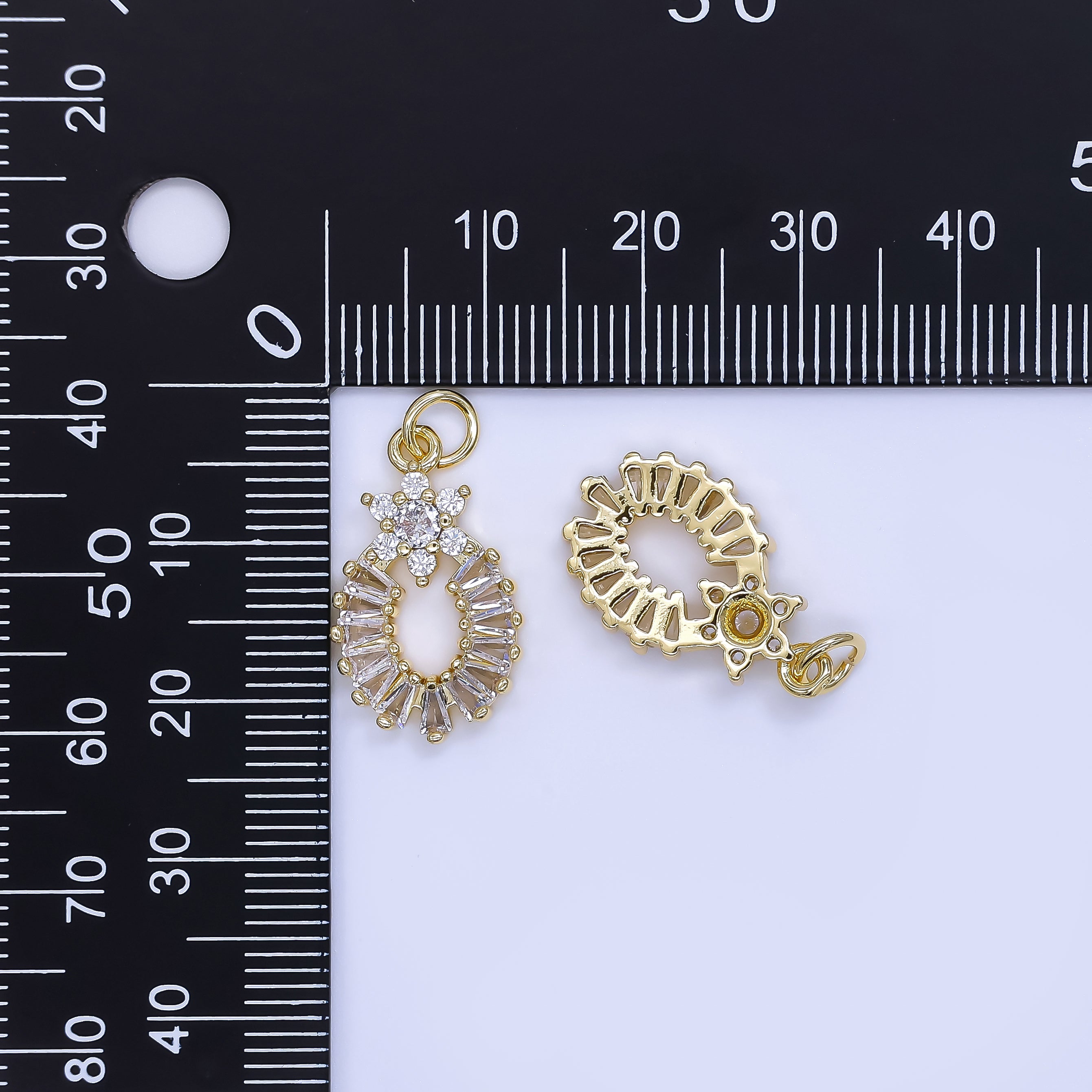 24K Gold Filled 20.5mm Mixed-Cut CZ Snowflakes Flower Charm | AJ510