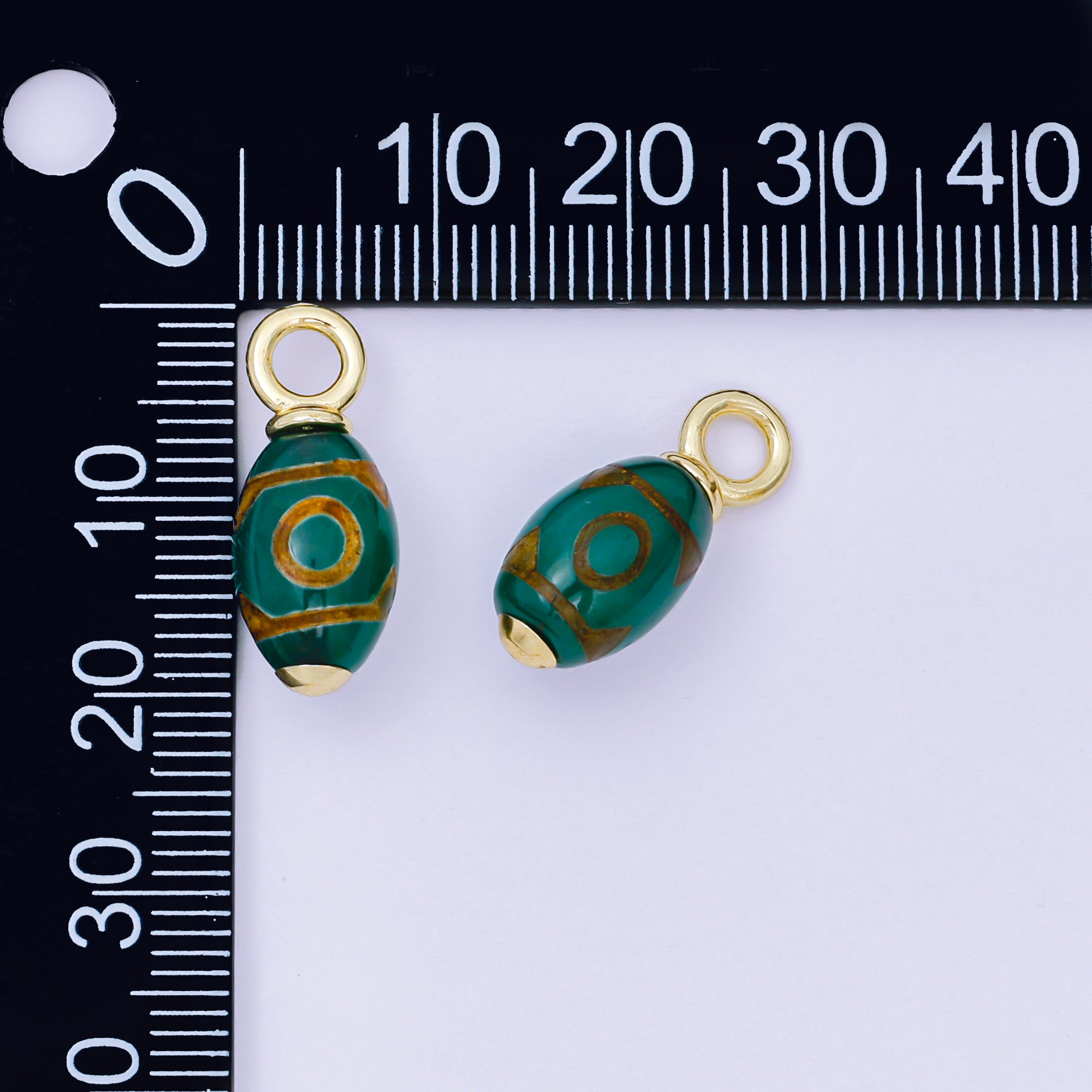 24K Gold Filled 20.5mm Green Agate Gemstone Tibetan Style Minimalist Oval Charm | AF1300