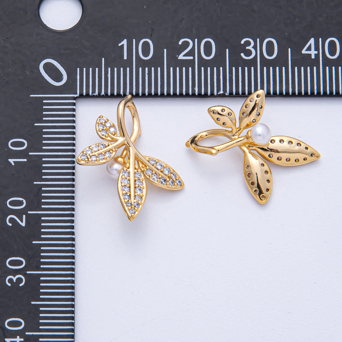 18K Gold Filled 22mm Shell Pearl Micro Paved CZ Leaf Plant | AF1198