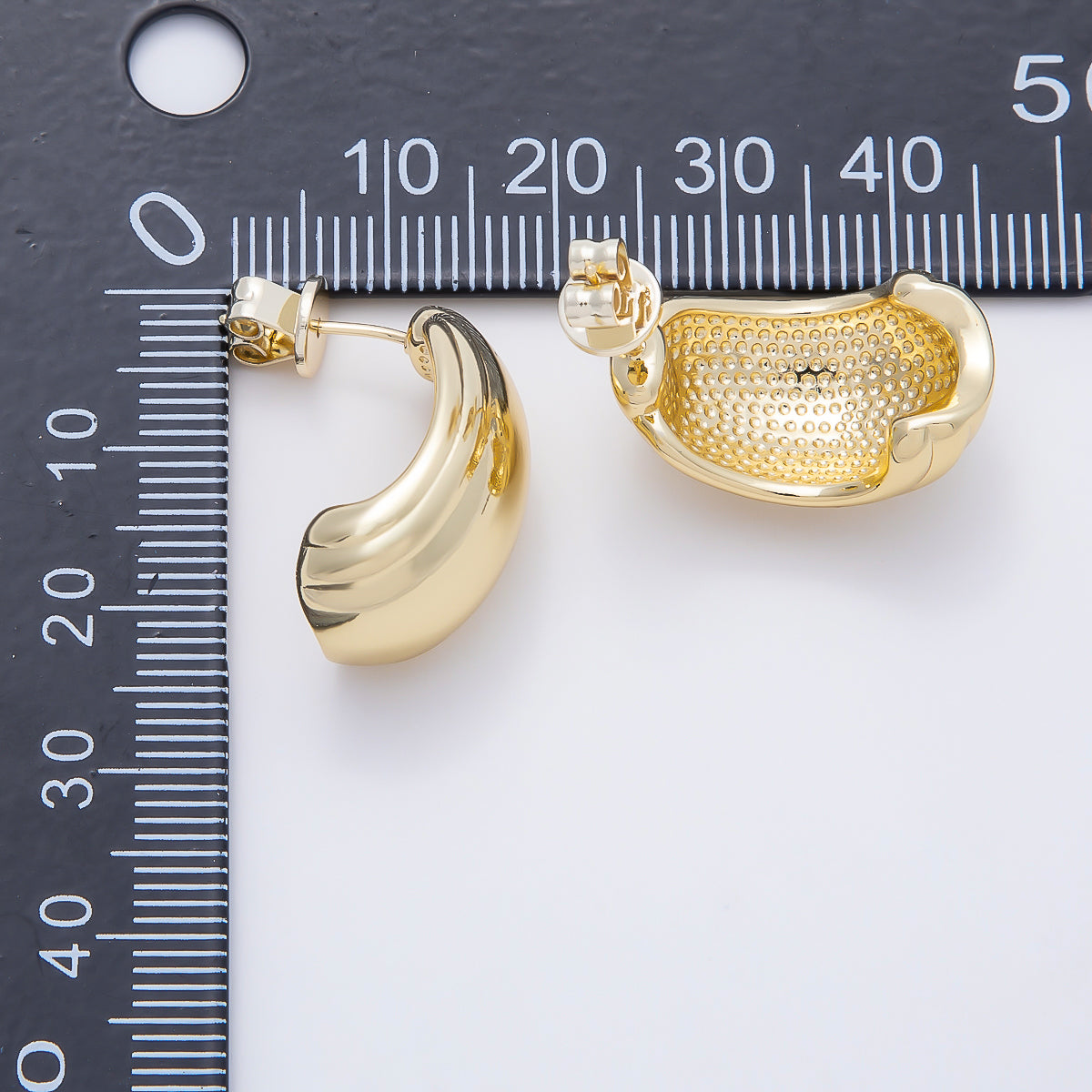 16K Gold Filled 22mm Minimalist Lined J-Shaped Hoop | Earrings-00724