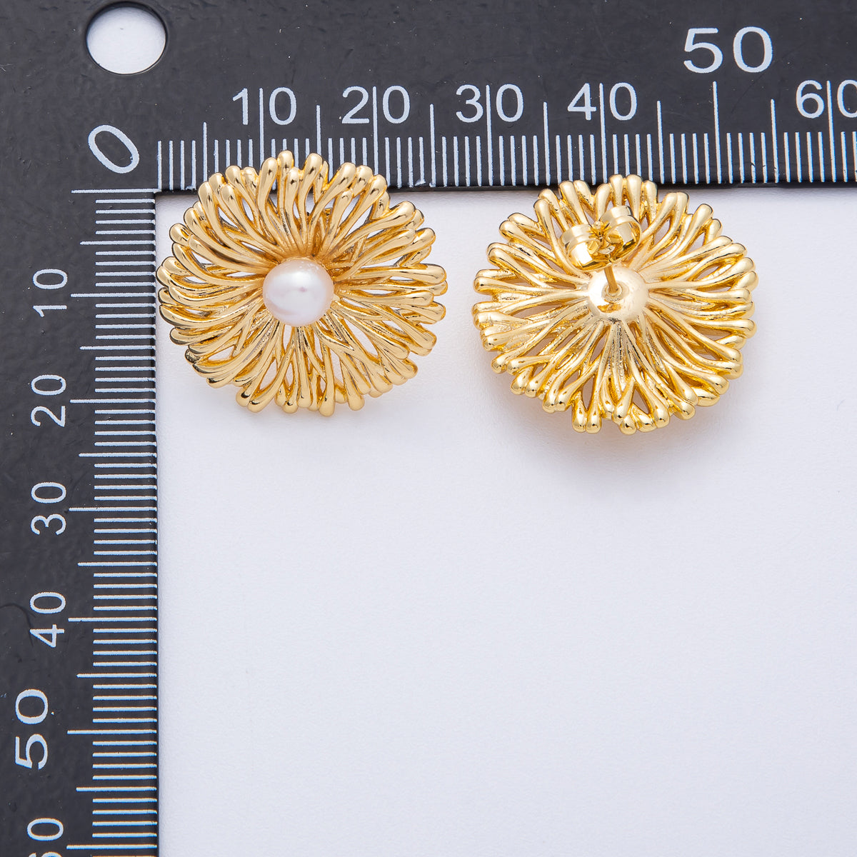 18K Gold Filled 25mm Shell Pearl Molten Flower Stud Earrings | AD1687