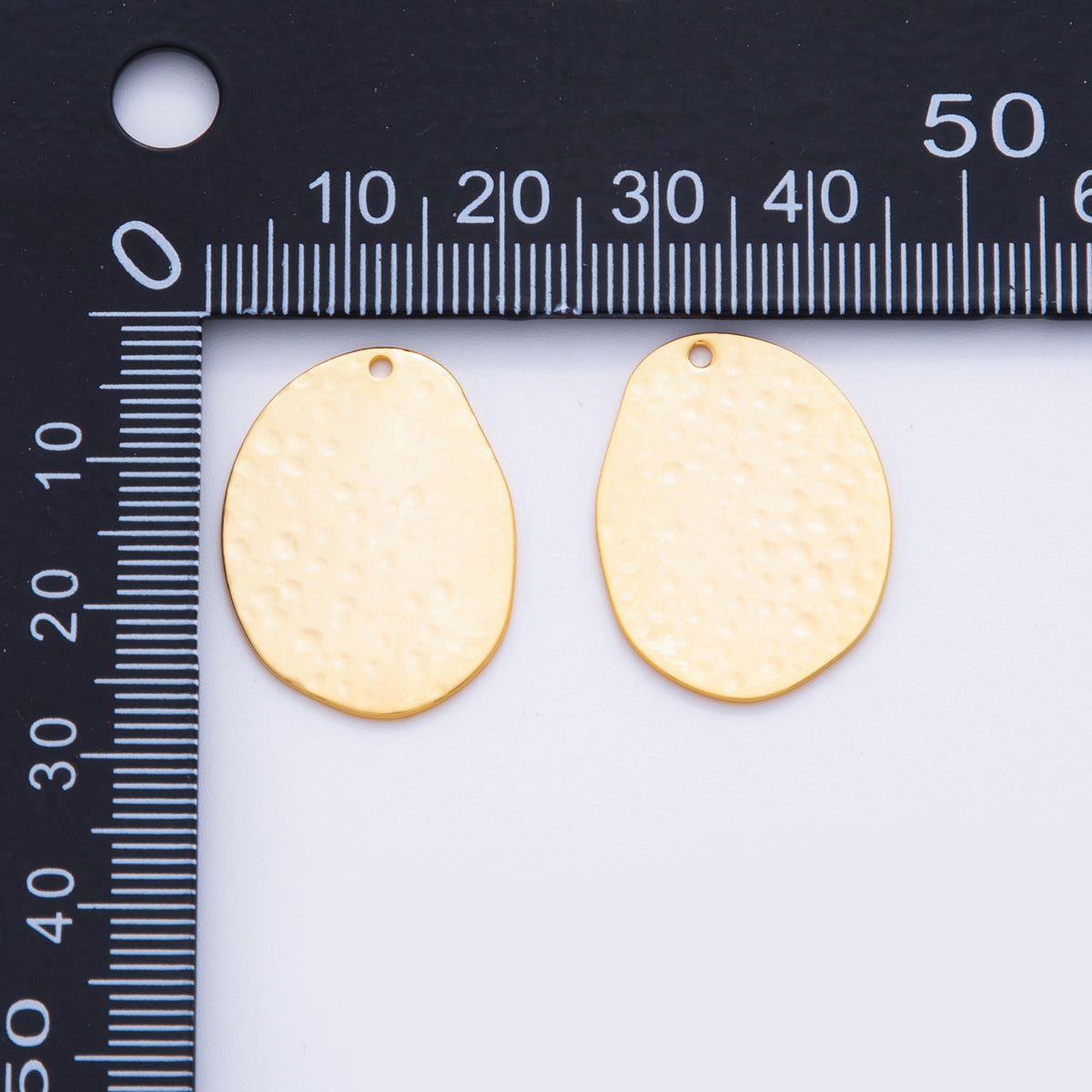 18K Gold Filled 25mm Dotted Hammered Oval Thin Charm Finding | Z1192