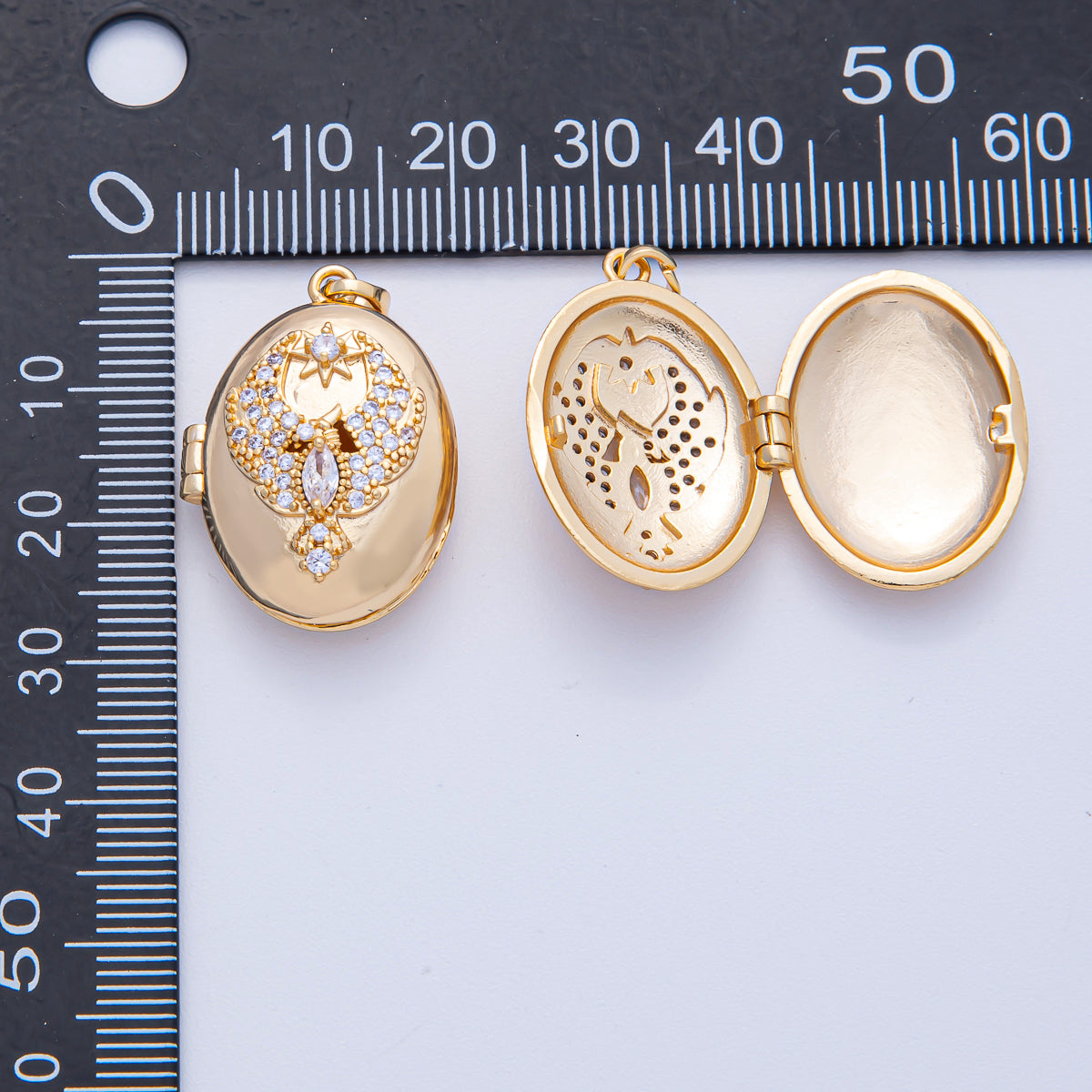 18K Gold Filled 26mm Bird Star Micro Paved CZ Oval Locket Pendant | AF1200