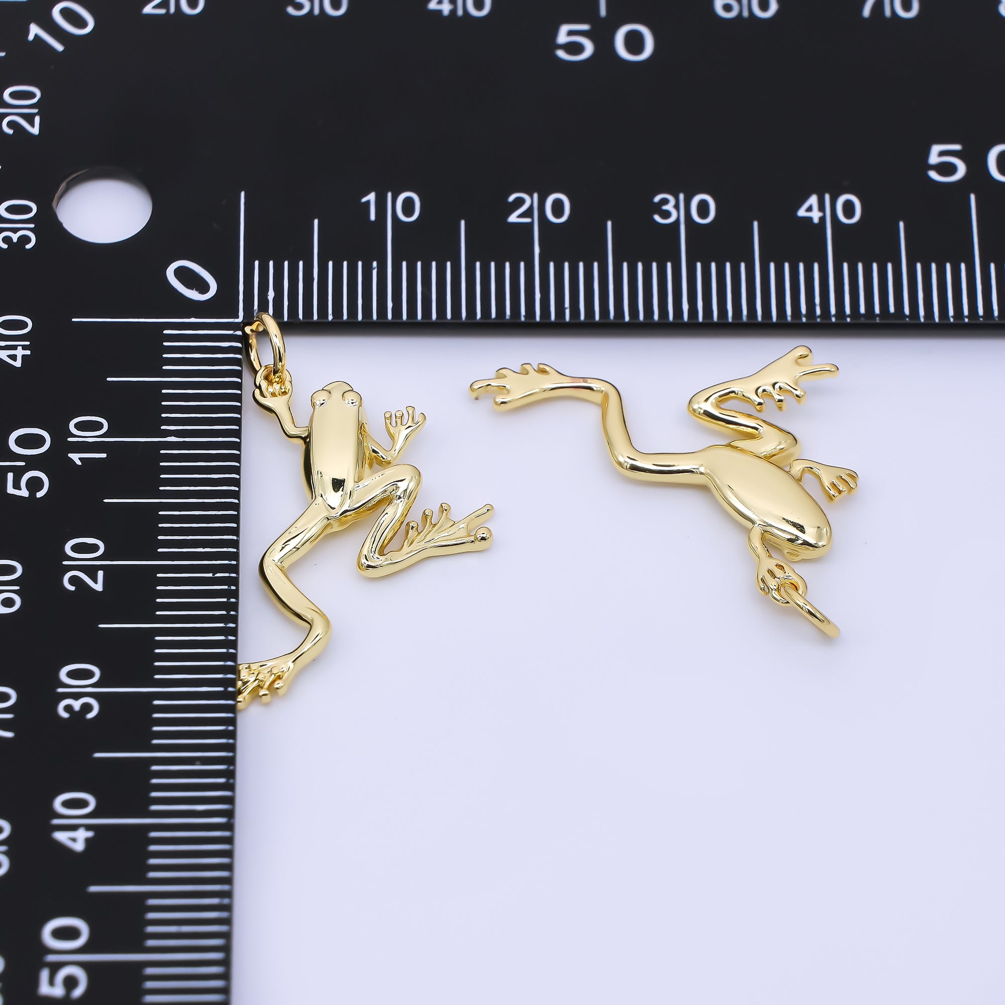 24K Gold Filled 28mm Realistic Jumping Frog Animals Charm | AF1245