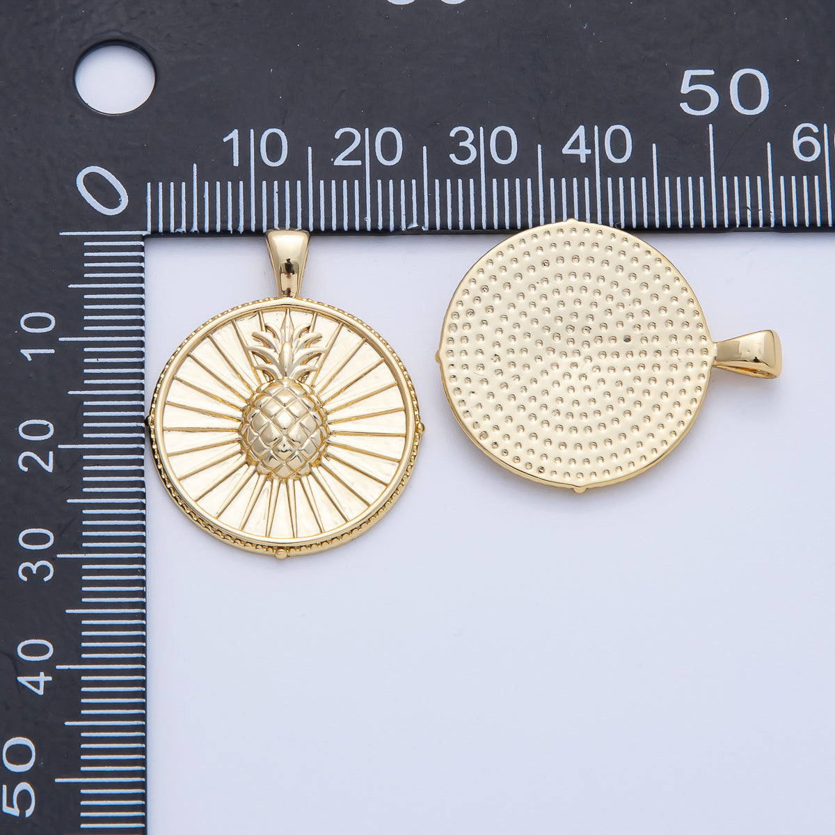 18K Gold Filled 30mm Pineapple Ribbed Round Pendant | AF1243
