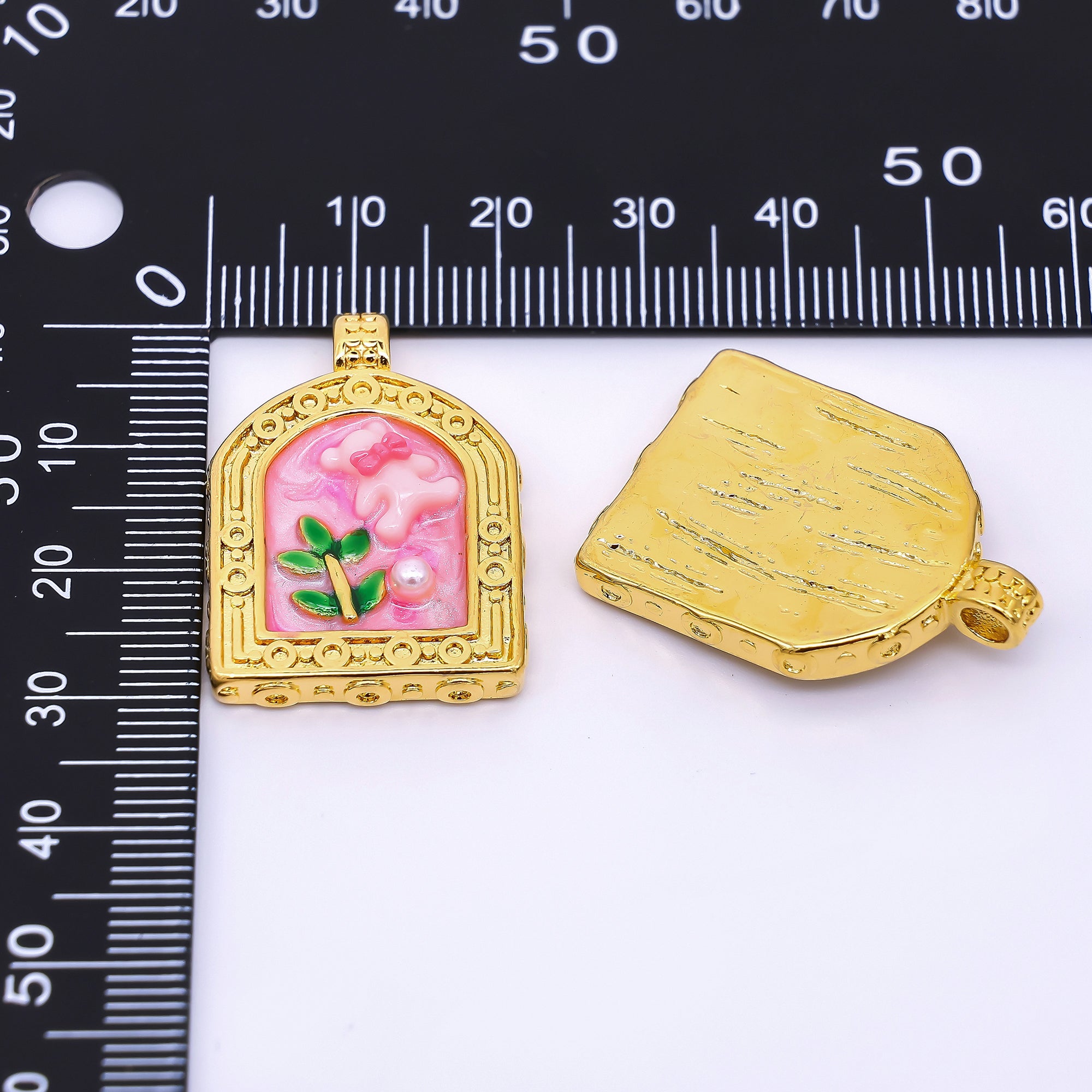 Gold Stainless Steel 30mm Hand-Painted Enamel Teddy Bear and Shell Pearl Pendant in Pink & Green | P663