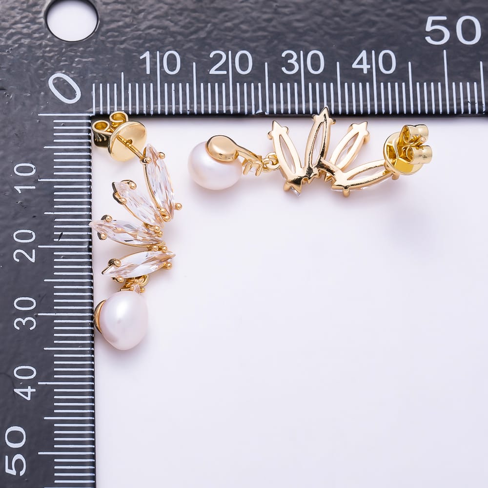 16K Gold Filled 30mm Shell Pearl Marquise Clear CZ Elegant Leaf Cluster Stud Earrings | Earrings-01028