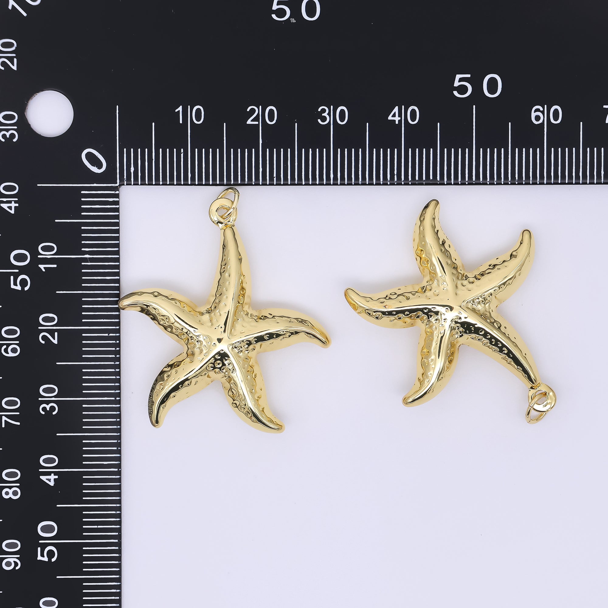 24K Gold Filled 32.5mm Realistic Under the Sea Starfish Animal Charm | AJ397