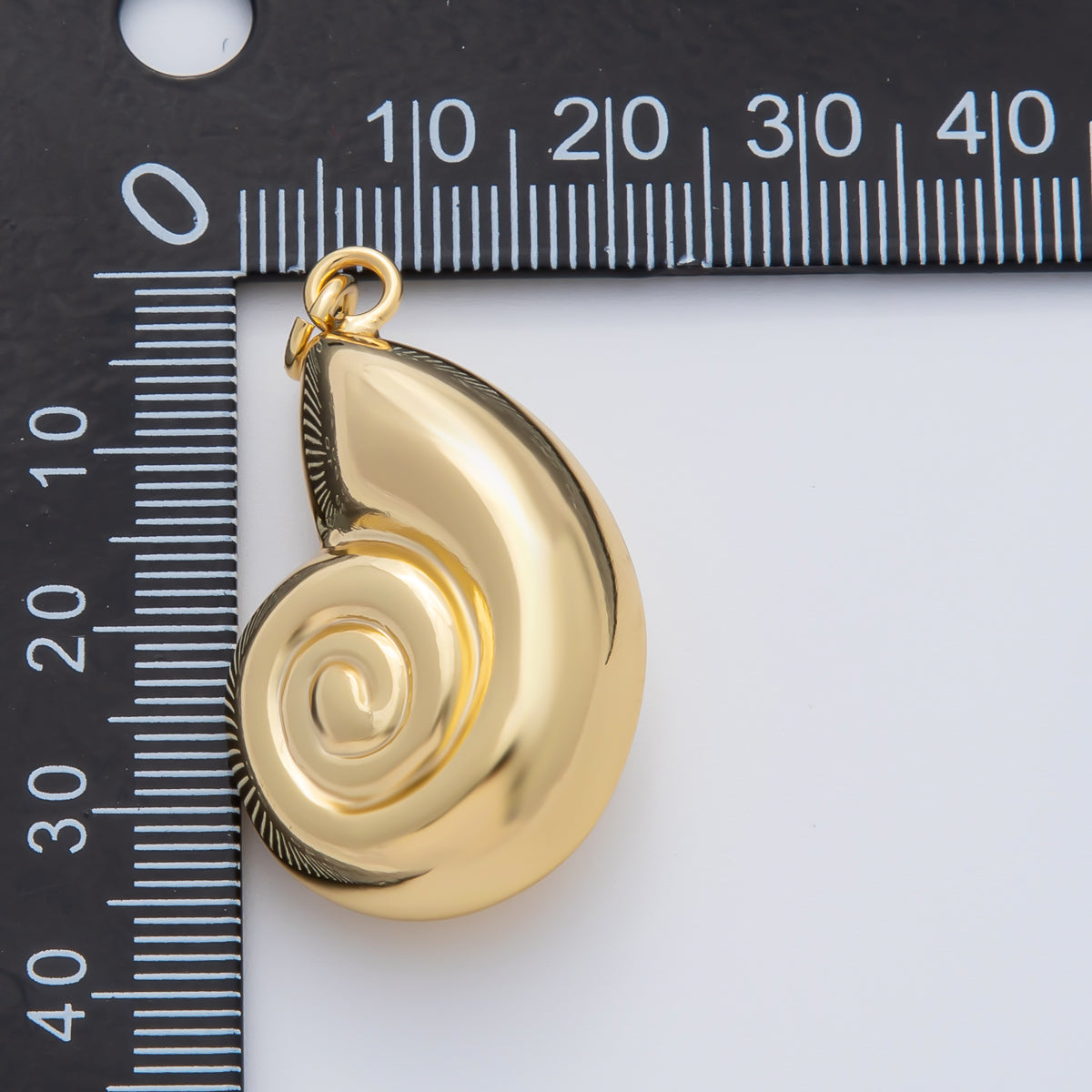 18K Gold Filled 37mm Ammonite Sea Shell Nautical Charm | AF1408