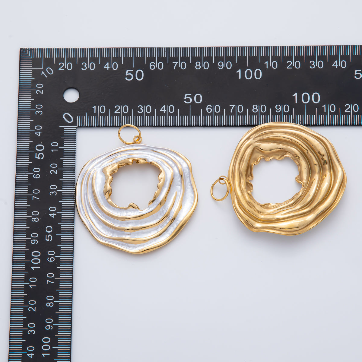 18K Gold Plated 55mm Handpainted Black, White Enamel Oval Multiple Layers Charm | AF1426