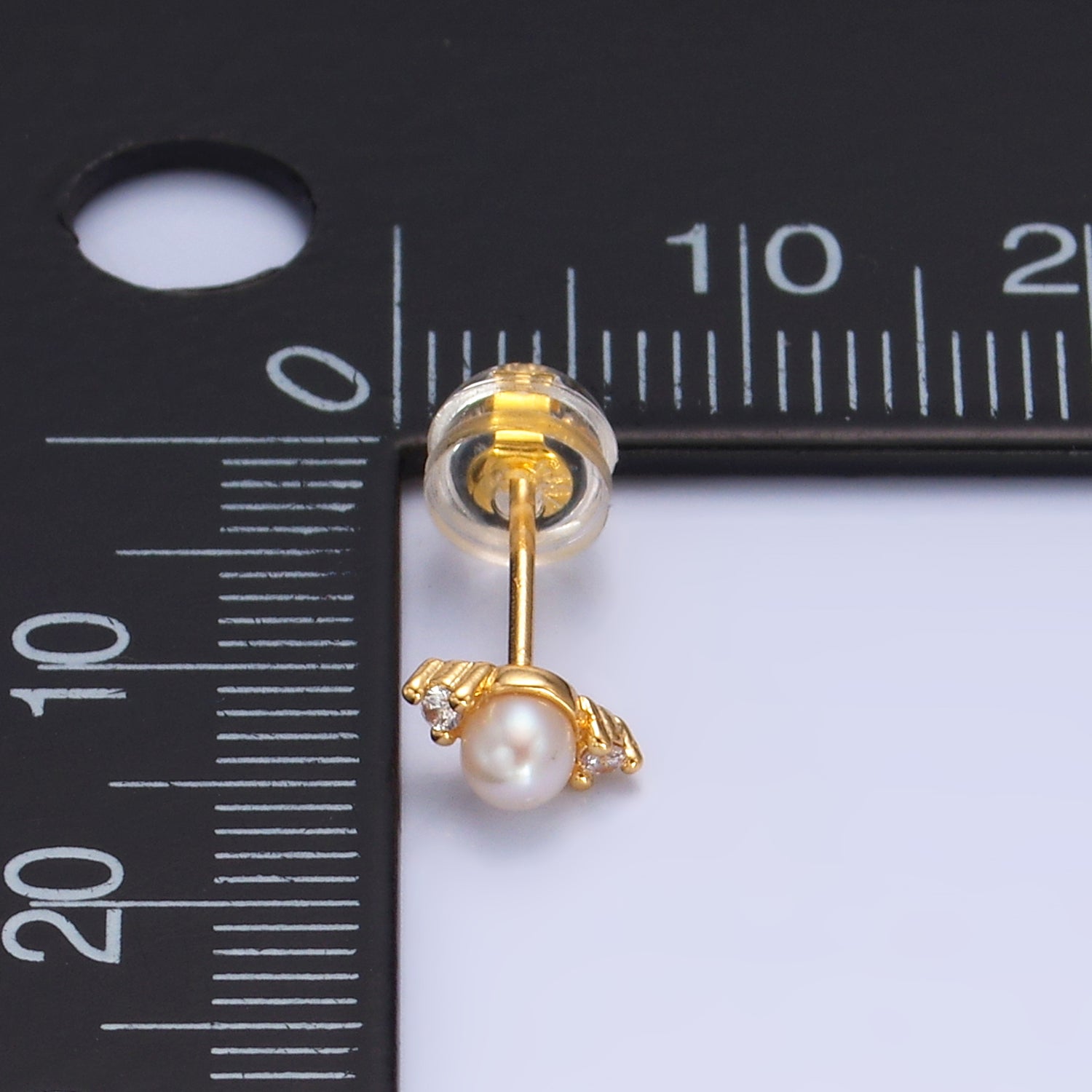 24K Gold Filled Clear CZ Shell Pearl Mini Stud Earrings | V081