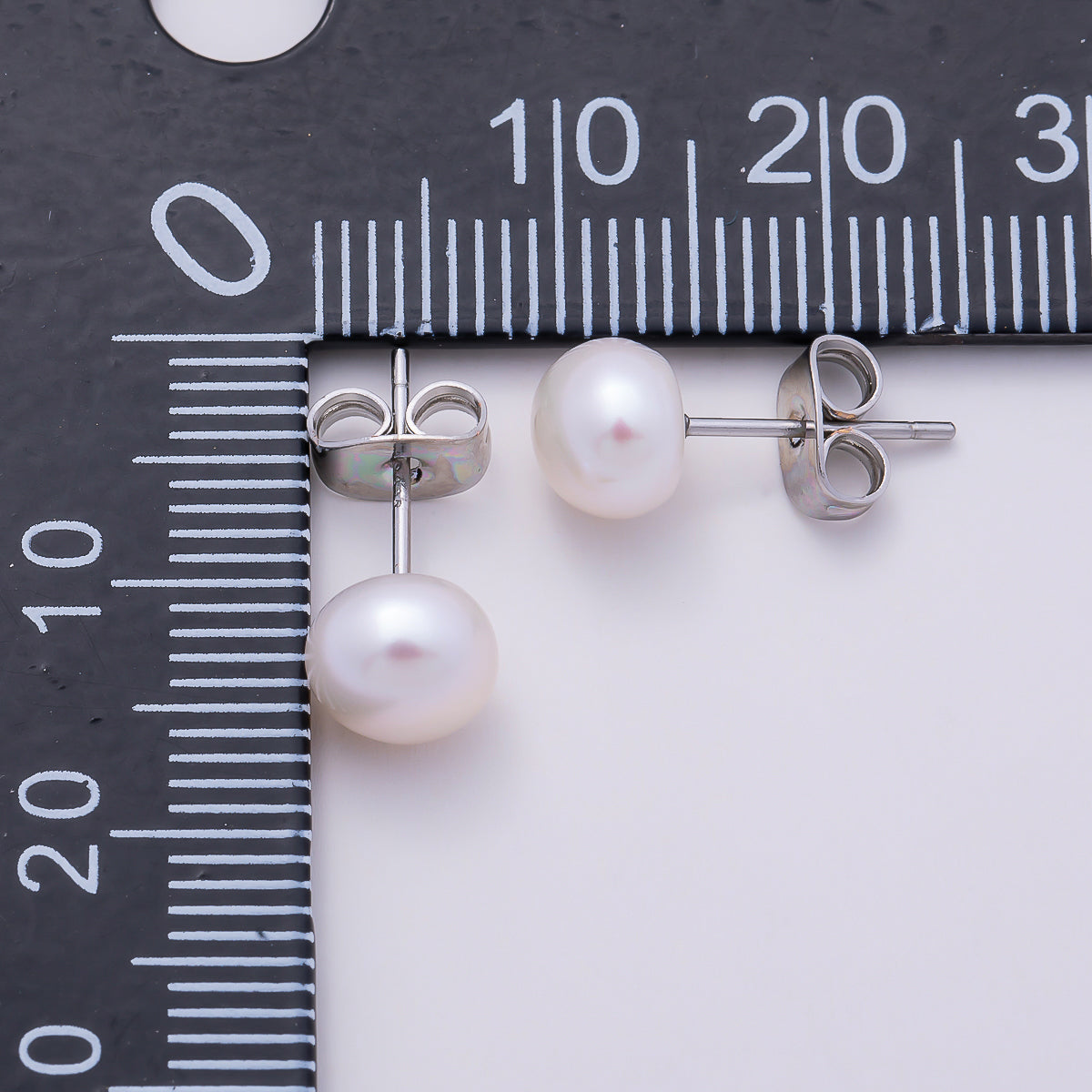 S925 Sterling Silver 7mm Shell Pearl Gemstone Stud Earrings | Earrings-00455
