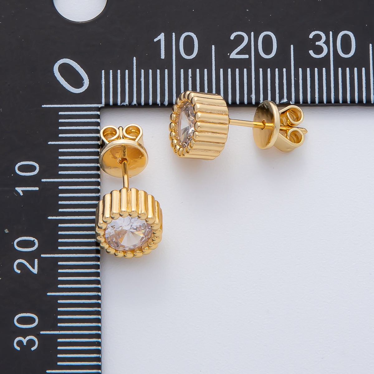 18K Gold Filled 9mm Clear CZ Ribbed Round Stud Earrings | AD1629