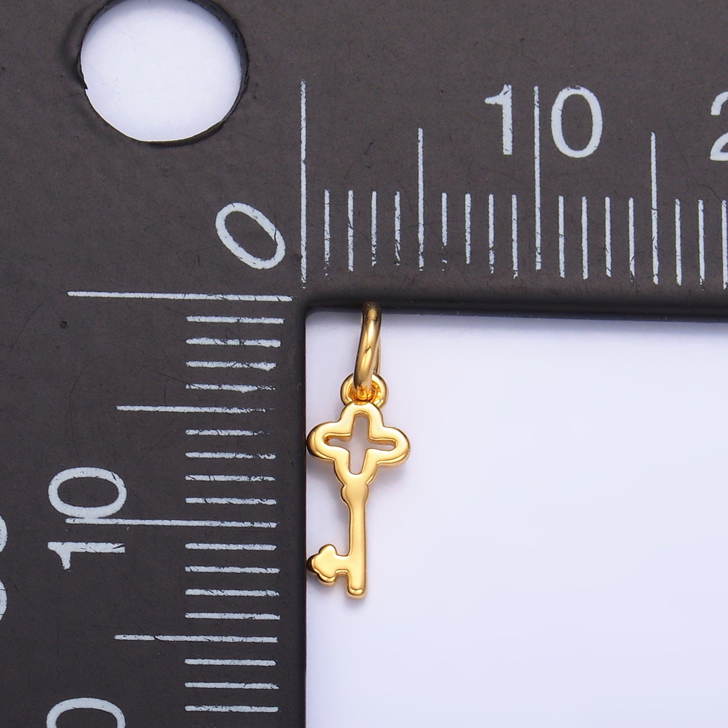 24K Gold Filled Quatrefoil Clover Key Mini Charm | M179