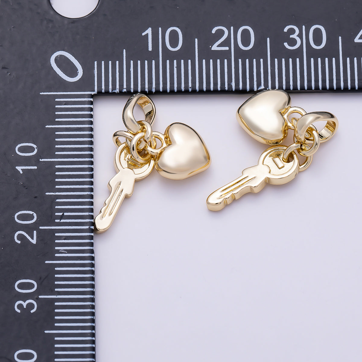 16K Gold Filled 20mm Chubby Heart Key Minimalist Pendant | Charms-01470