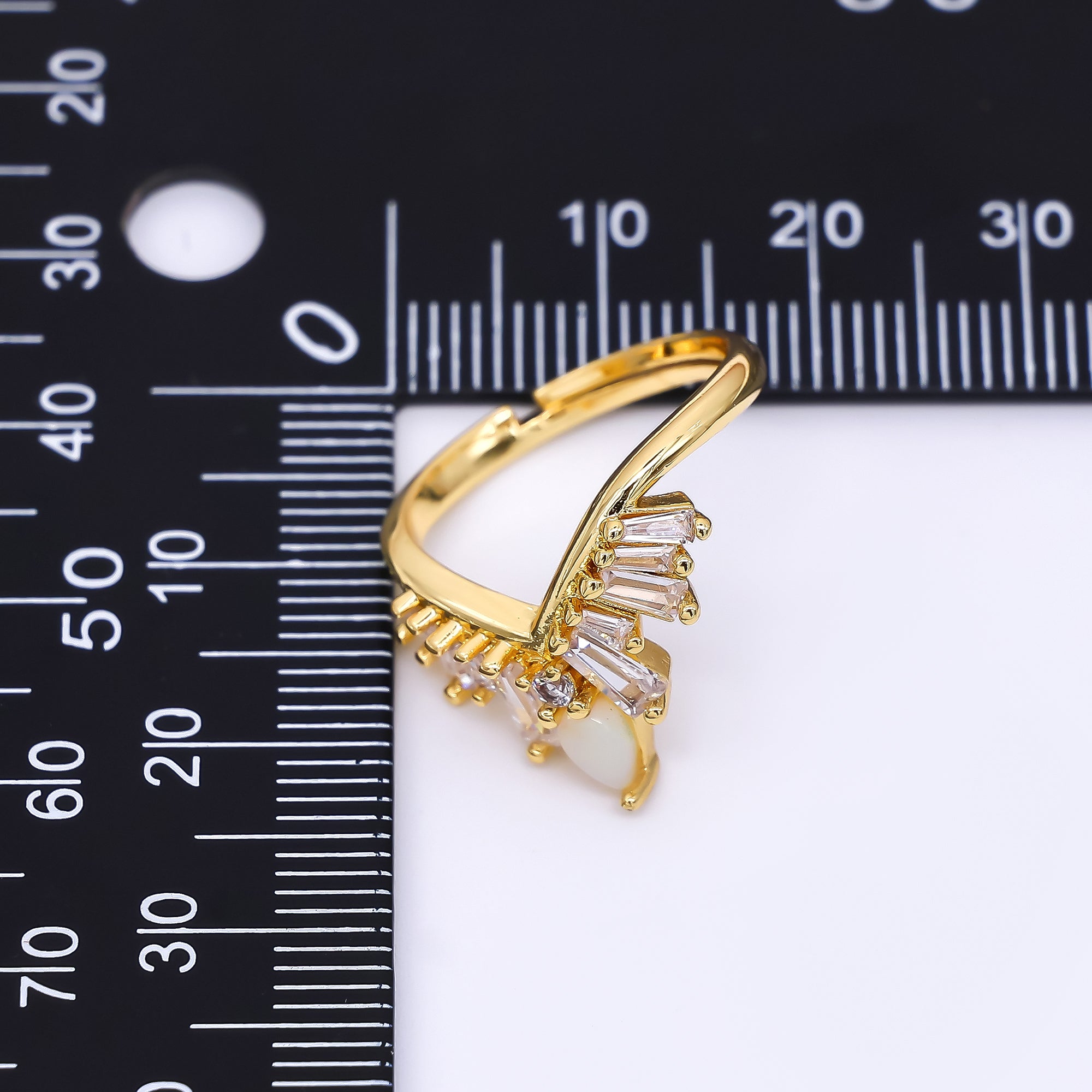 24K Gold Filled Baguette CZ V-Shaped Crown Ring | O1476