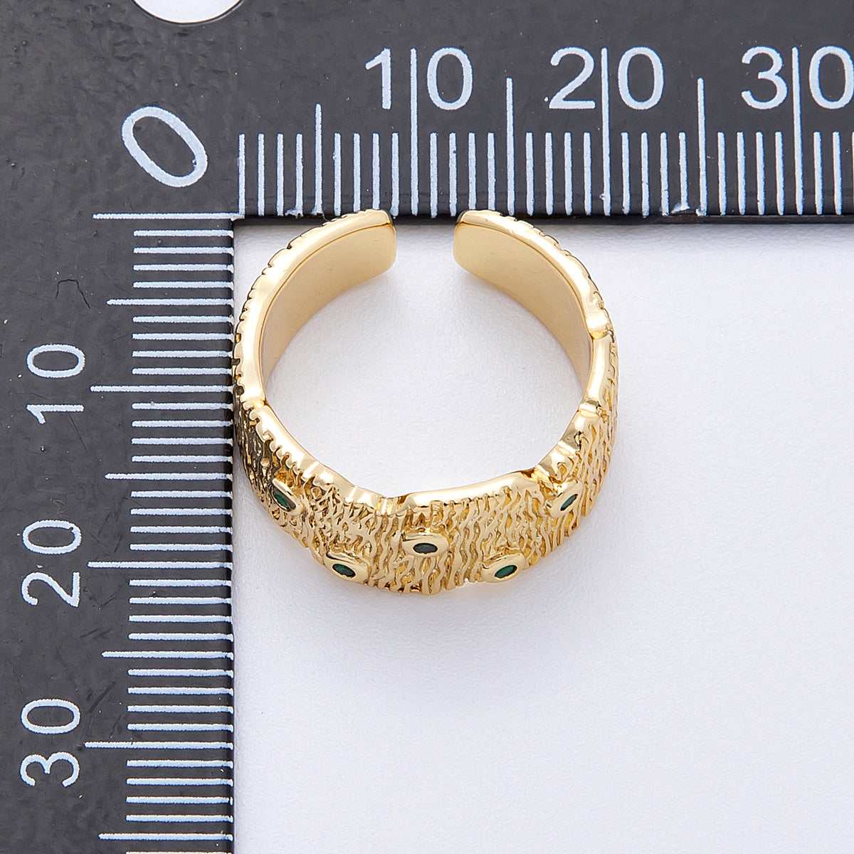 16K Gold Filled Green CZ Dotted Textured Ribbed Wide Band Ring | Rings-00032