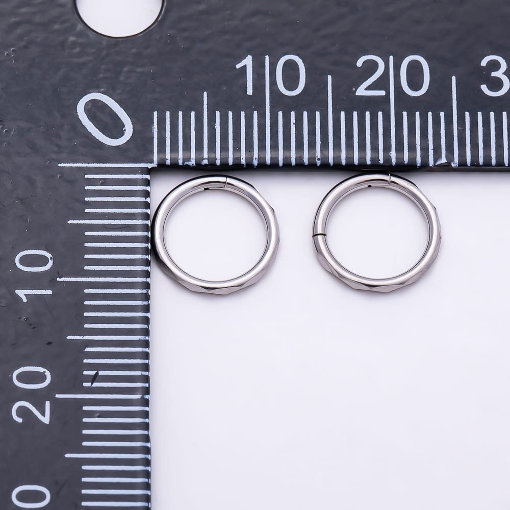 Titanium 11mm Silver Multifaceted Geometric Cartilage Piercing Clicker | BJ-00286