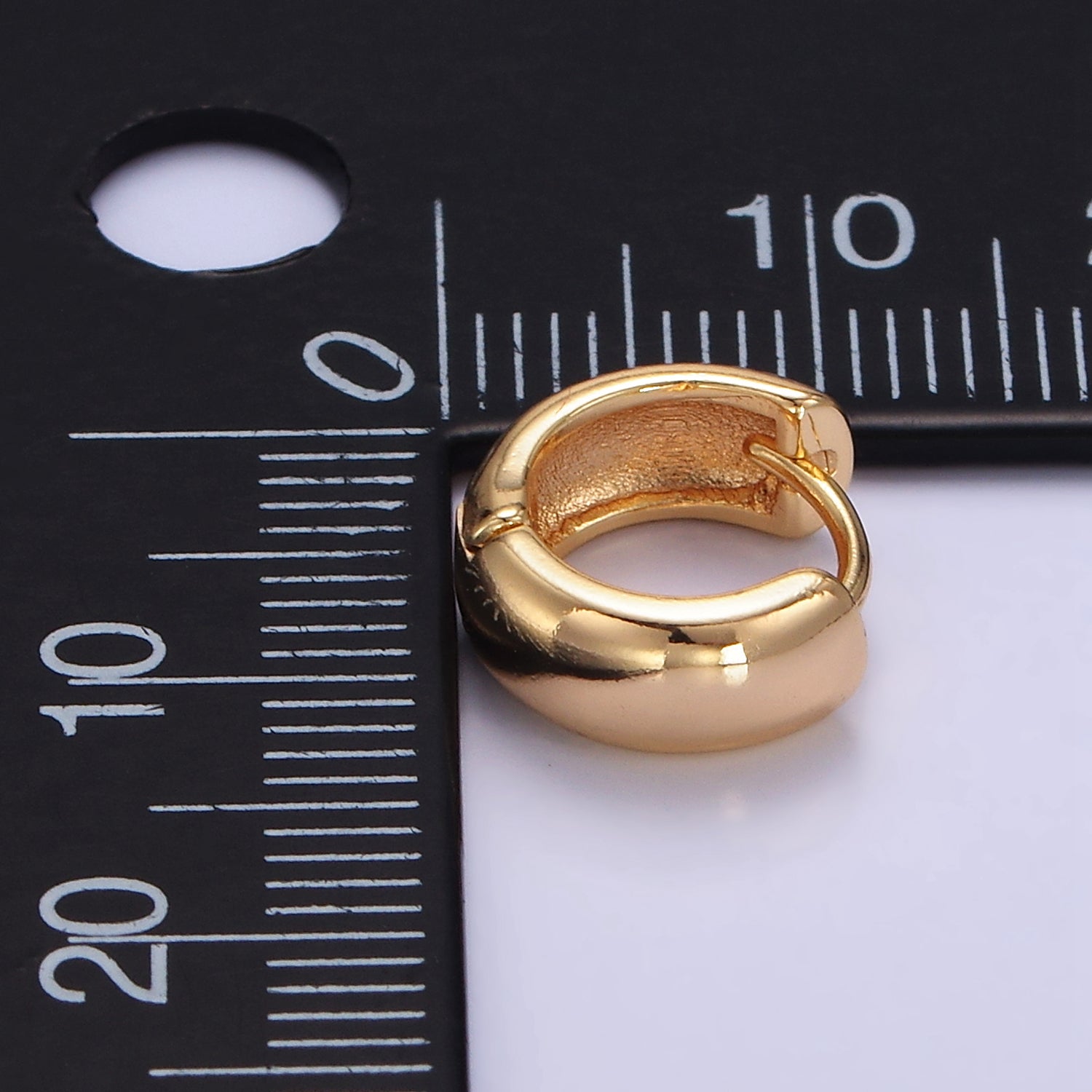 16K Gold Filled 12mm Minimalist Dome Cartilage Huggie Earrings | AB1182