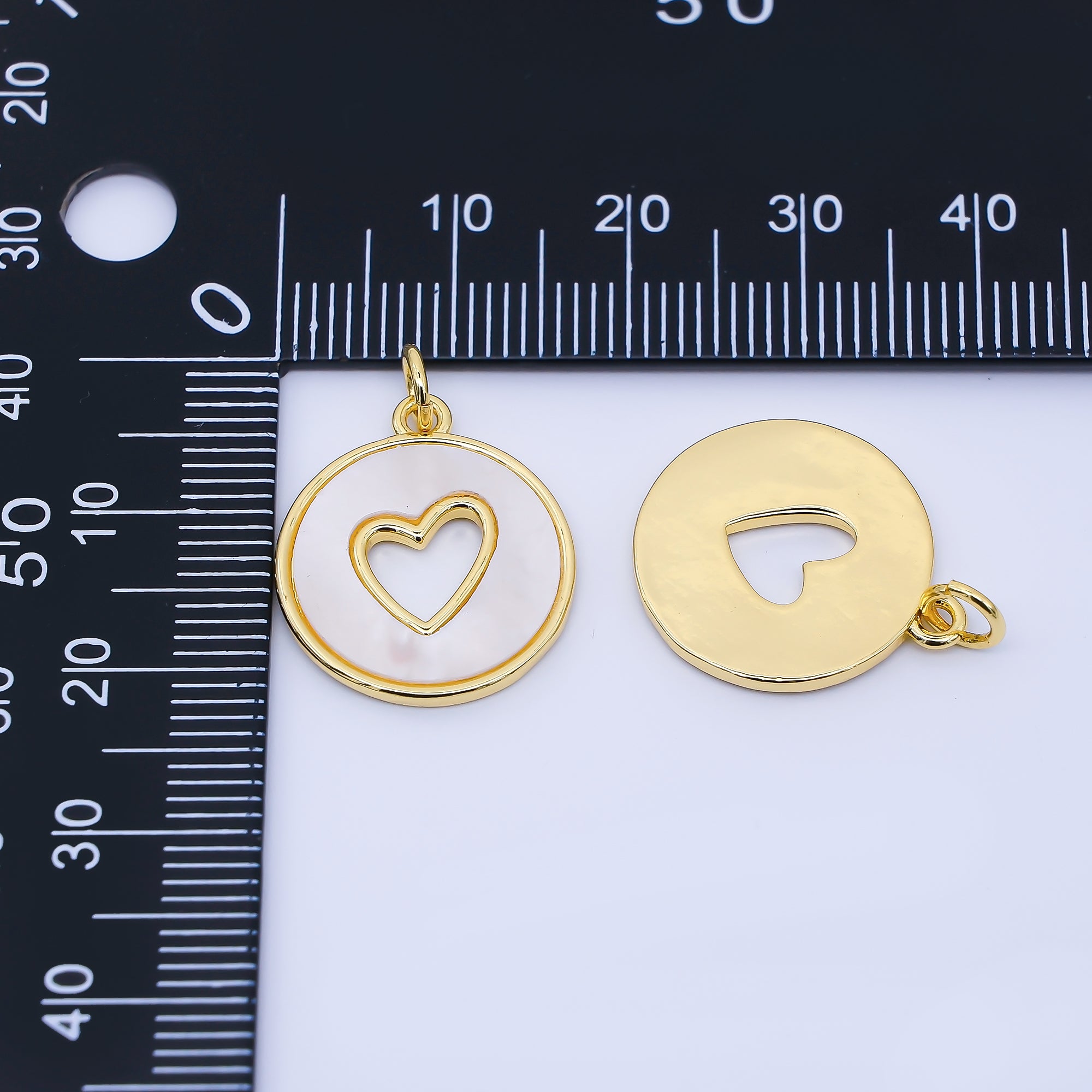 24K Gold Filled 17mm Shell Pearl Open Heart Charm | AF1621
