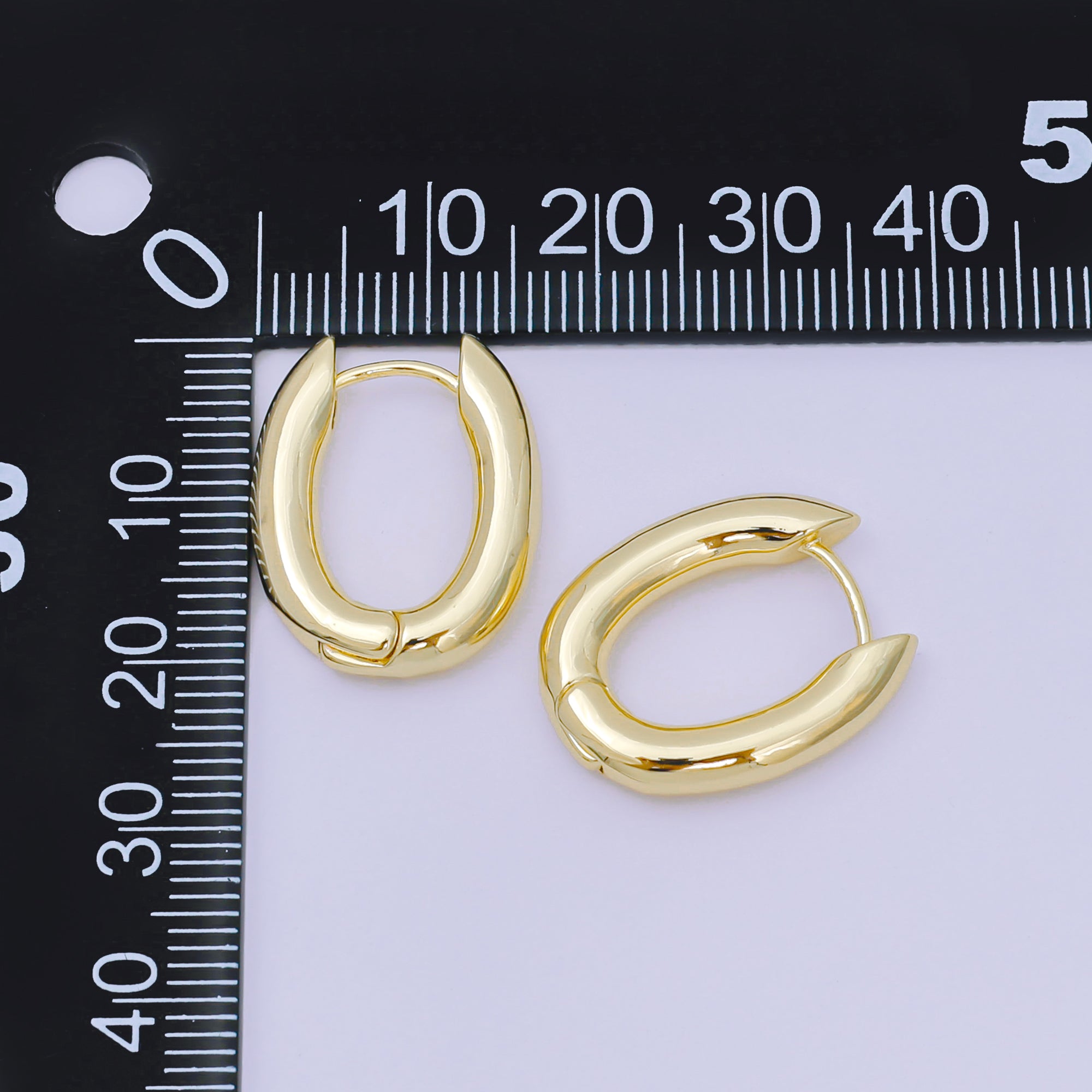 24K Gold Filled Sleek Oval Lever Back Huggie Earrings in Gold & Silver | AJ142 AJ143