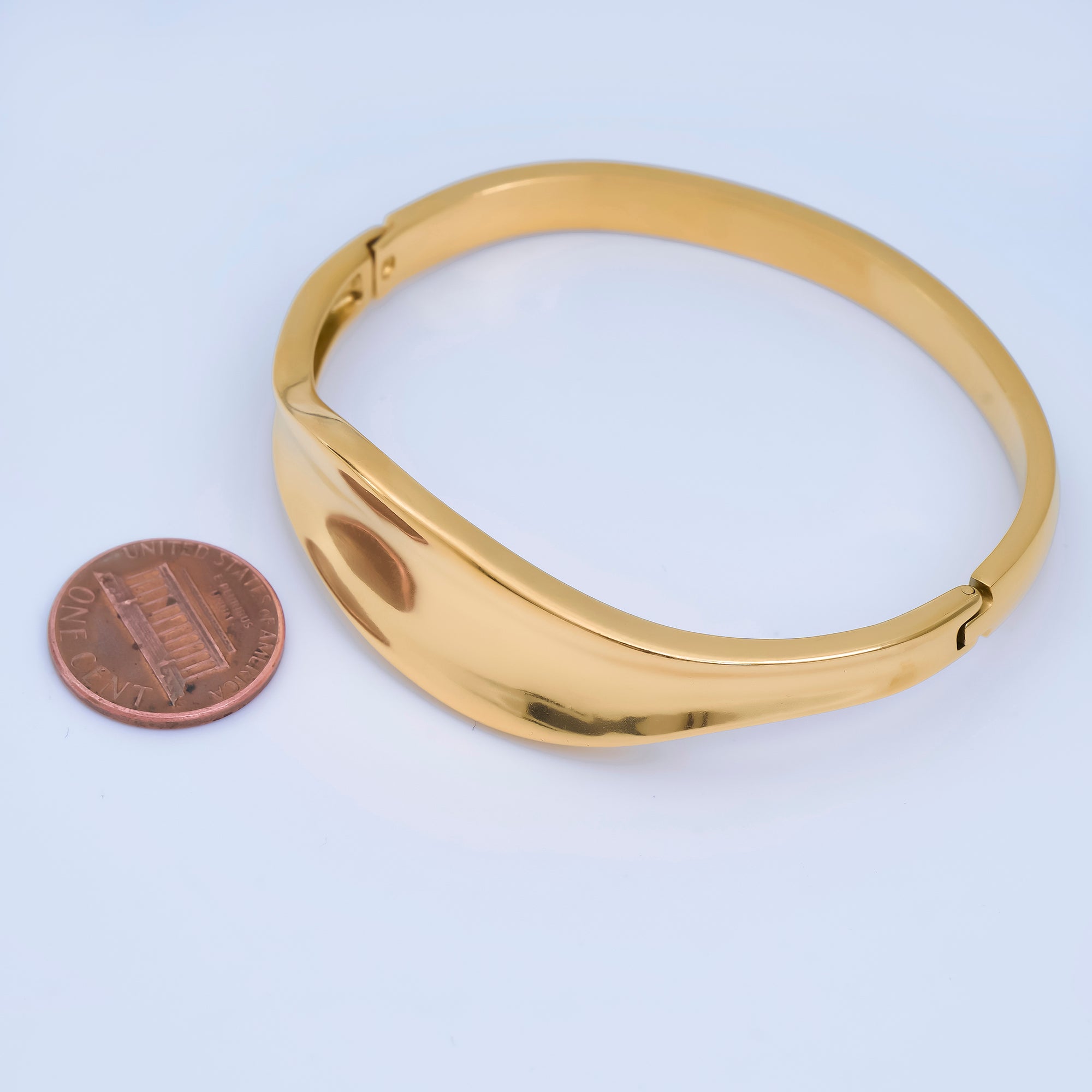 24K Gold Filled Hammered Droplet Bangle Cuff Bracelet | WA-3325