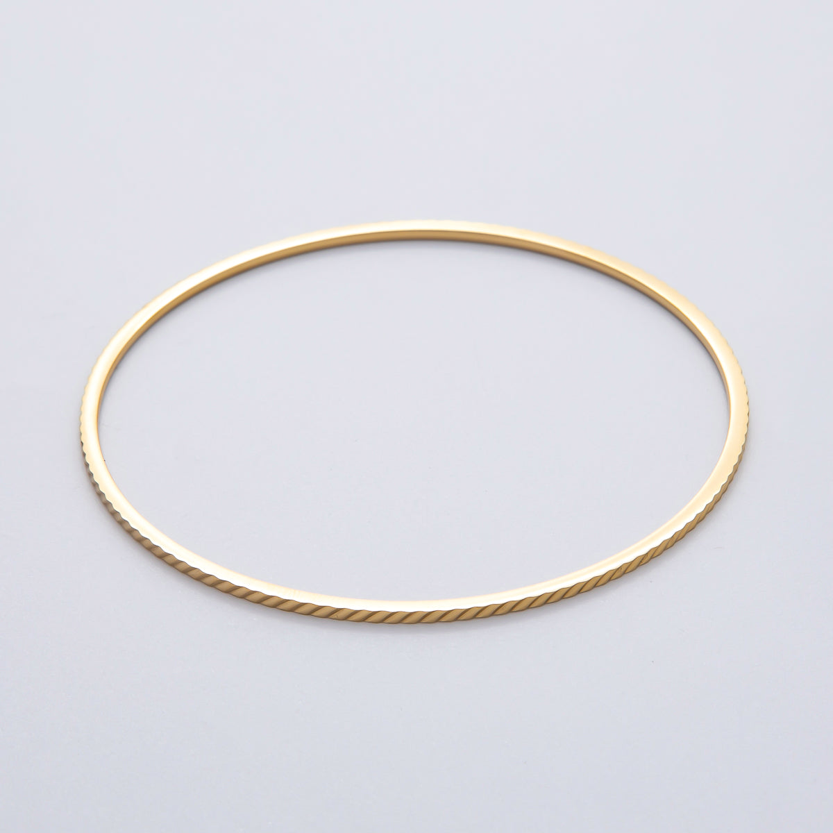 18K Gold Filled 1.5mm Thin Wavy Ribbed Bangle Bracelet | WA-1413