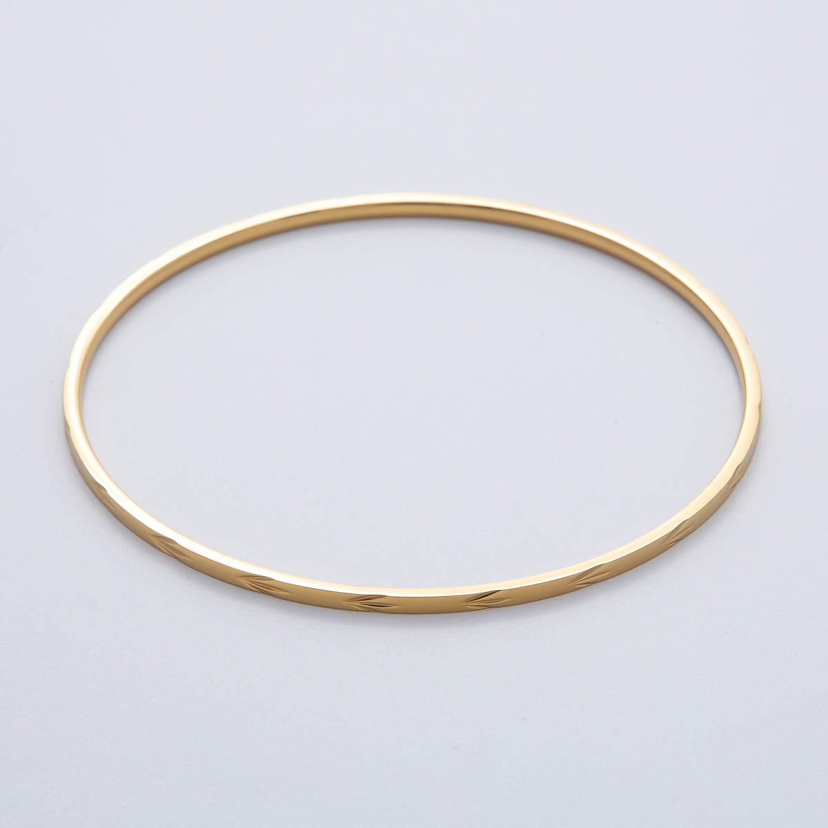 18K Gold Filled 2mm Thin Triple Lined Leaf Imprint Bangle Bracelet | WA-1457
