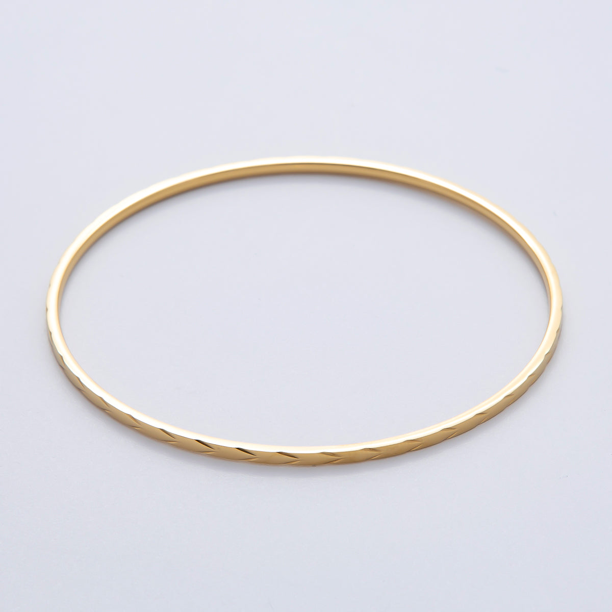 18K Gold Filled 2mm Thin Double Edged Imprint Bangle Bracelet | WA-1496