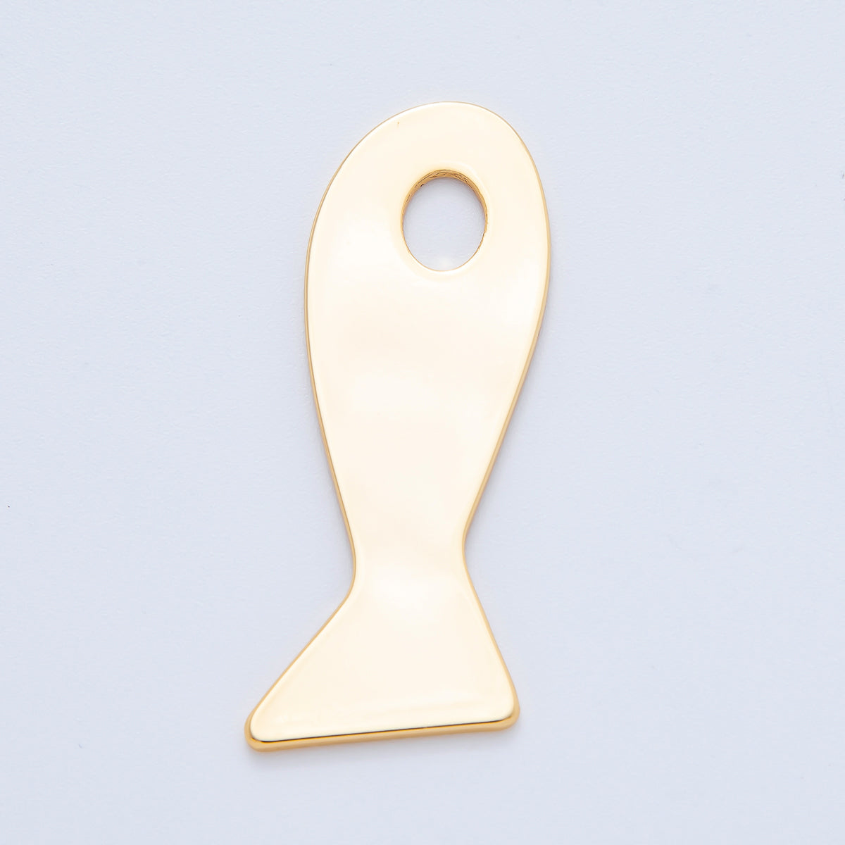 18K Gold Filled 49mm Figurative Under the Sea Fish Charm for Cord Necklace Supply | Z-A1251