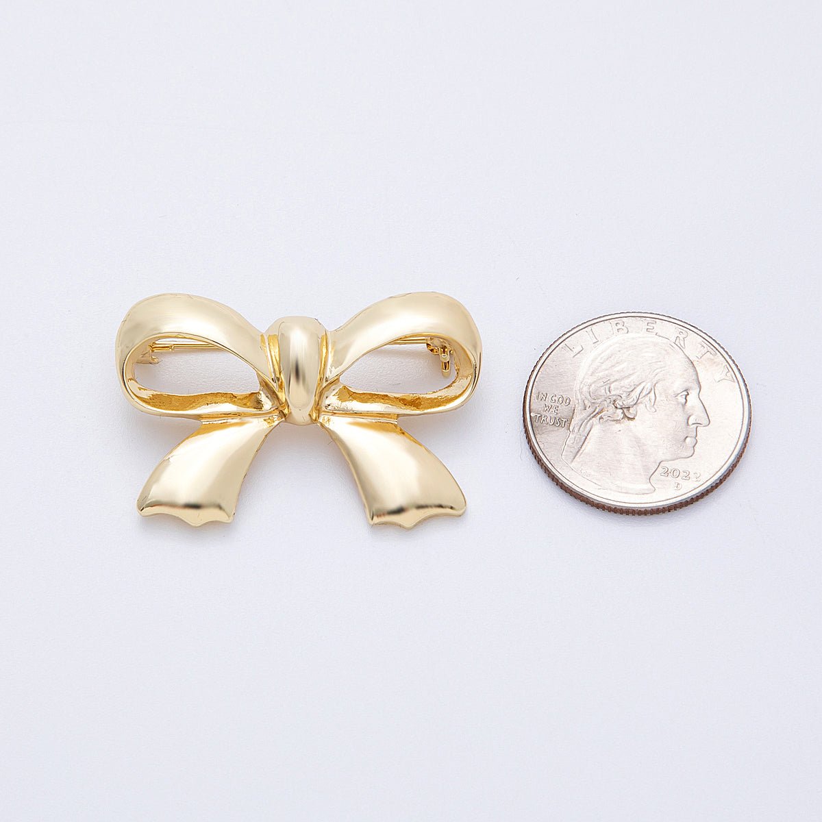 Gold 39mm x 25.7mm Minimalist Ribbon Bow Pin Brooch | BH - 100 - DLUXCA