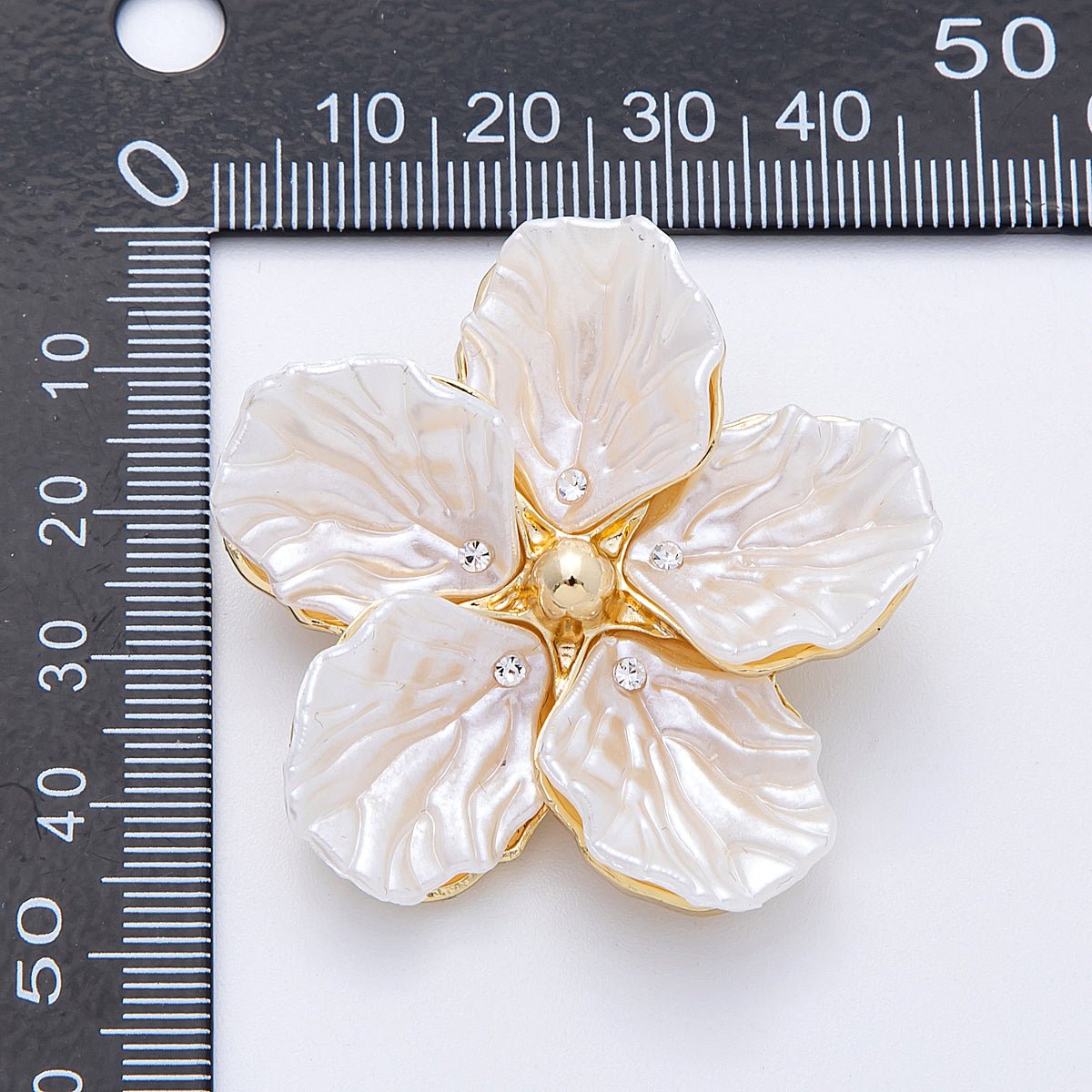 Gold 45mm Blooming Shell Pearl Flower Pin Brooch | BH - 00098 - DLUXCA