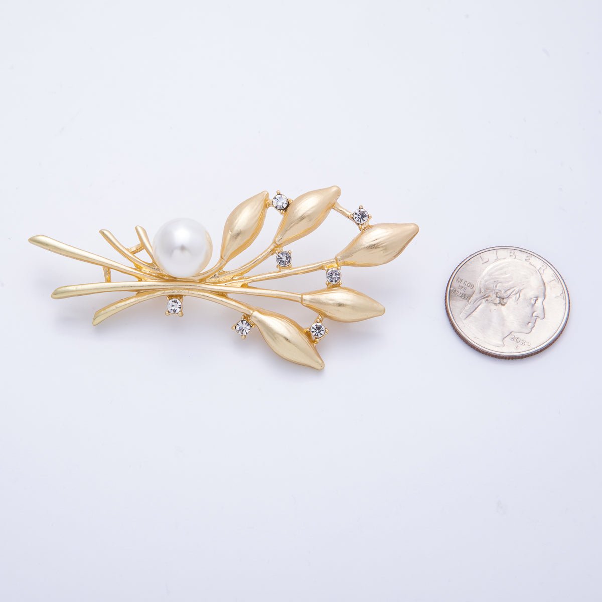 Gold Acrylic Pearl Flower Nature Pin Brooch | BH - 029 - DLUXCA