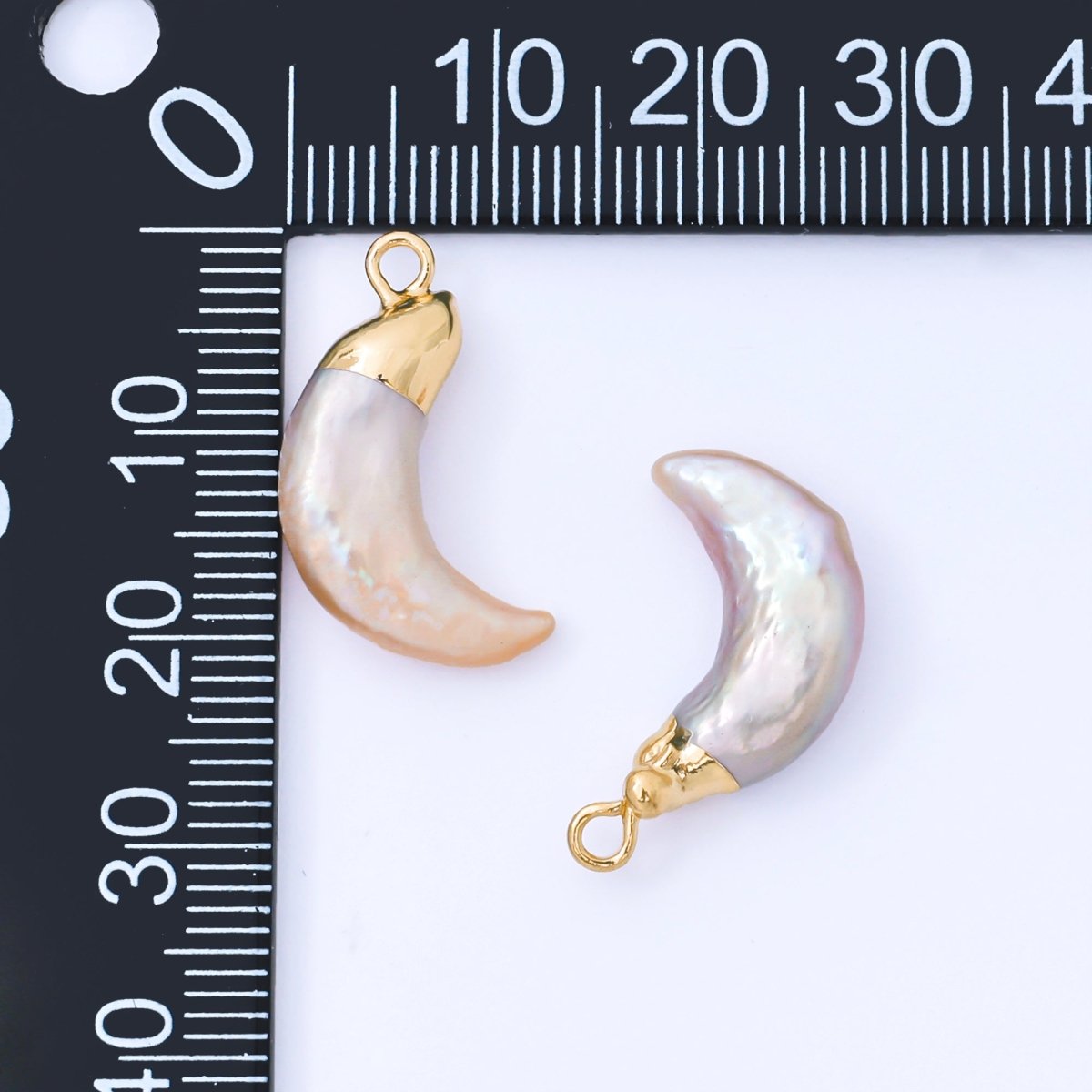 Gold Plated 20.5mm Baroque White Freshwater Pearl Crescent Moon C - Shaped Drop Charm | AF576 - DLUXCA